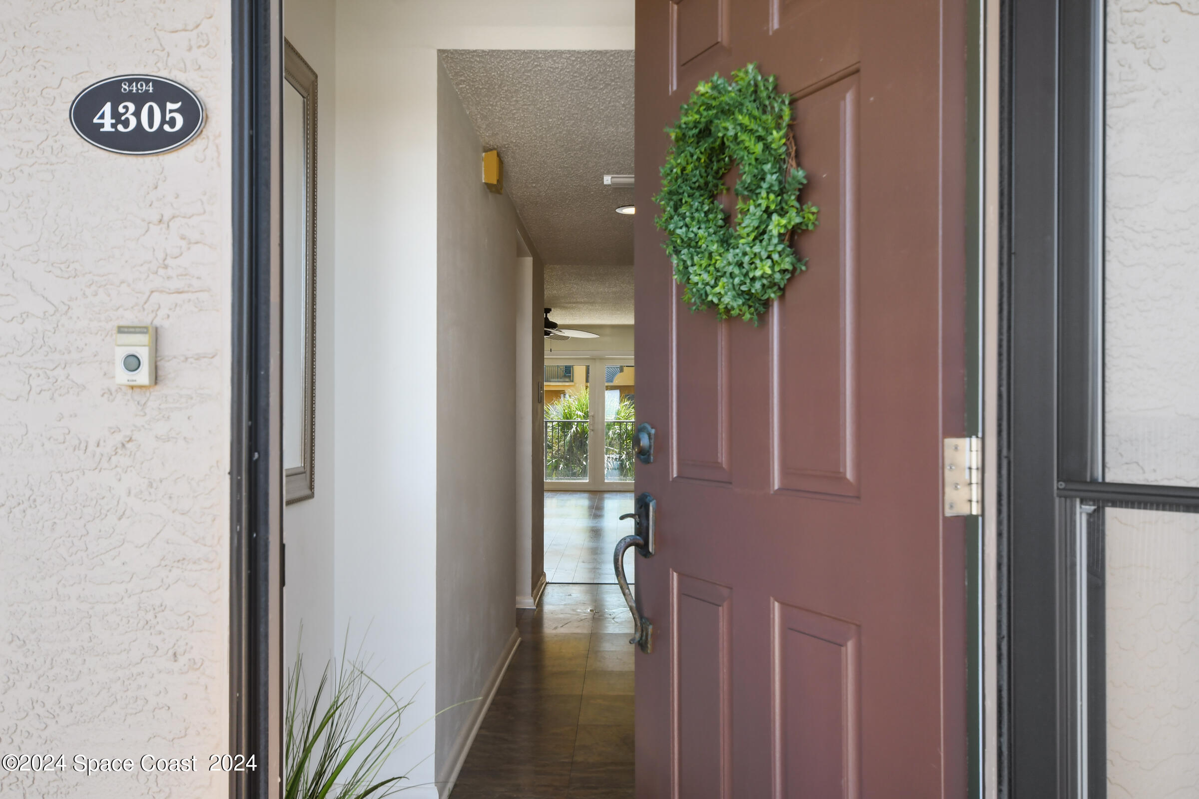 8494 Ridgewood Avenue, 4305