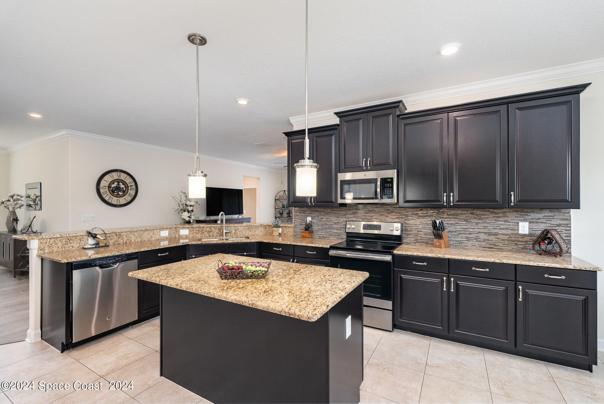 6977 Toland Drive
