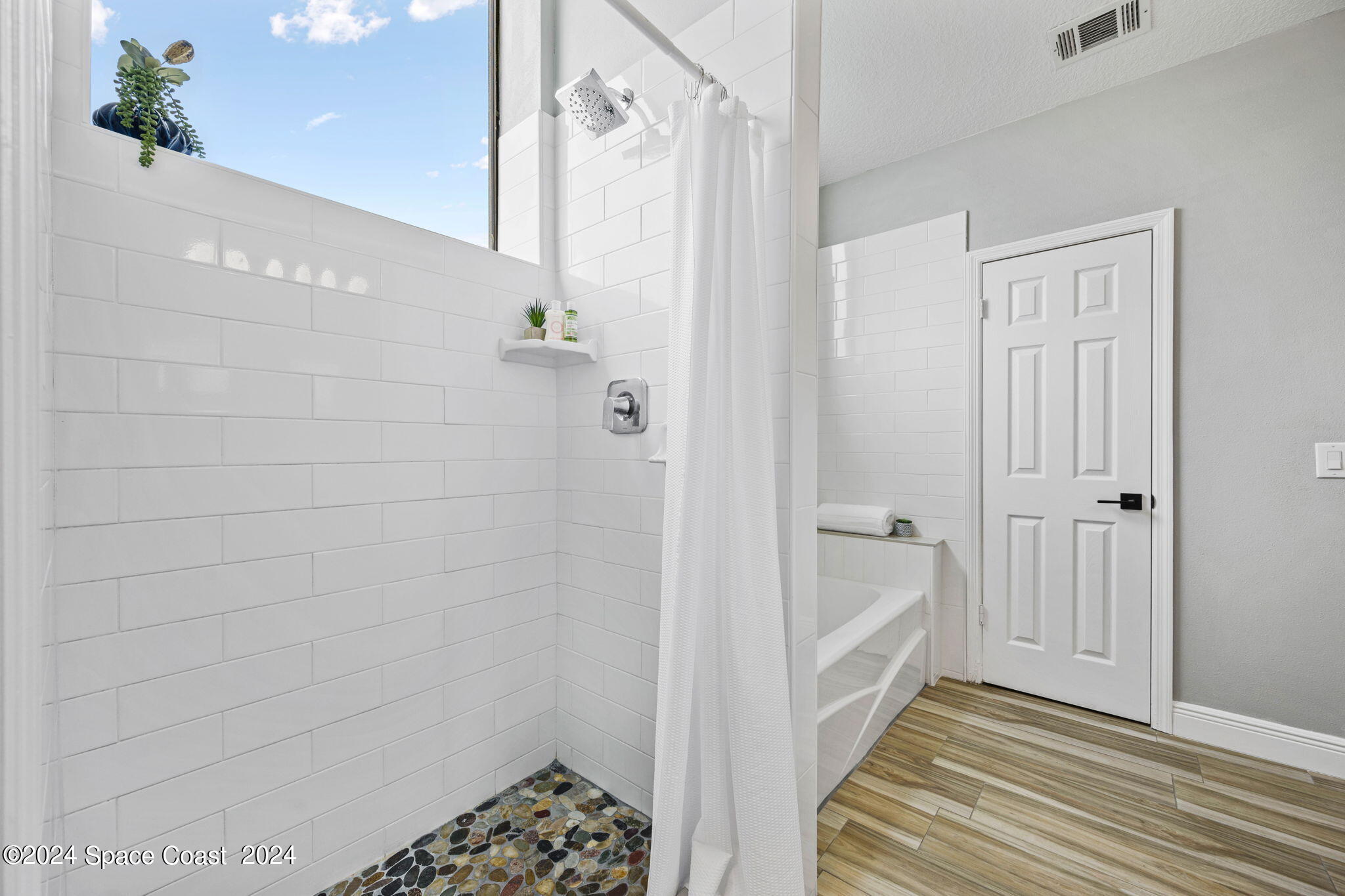 330 Pine Ridge Lane