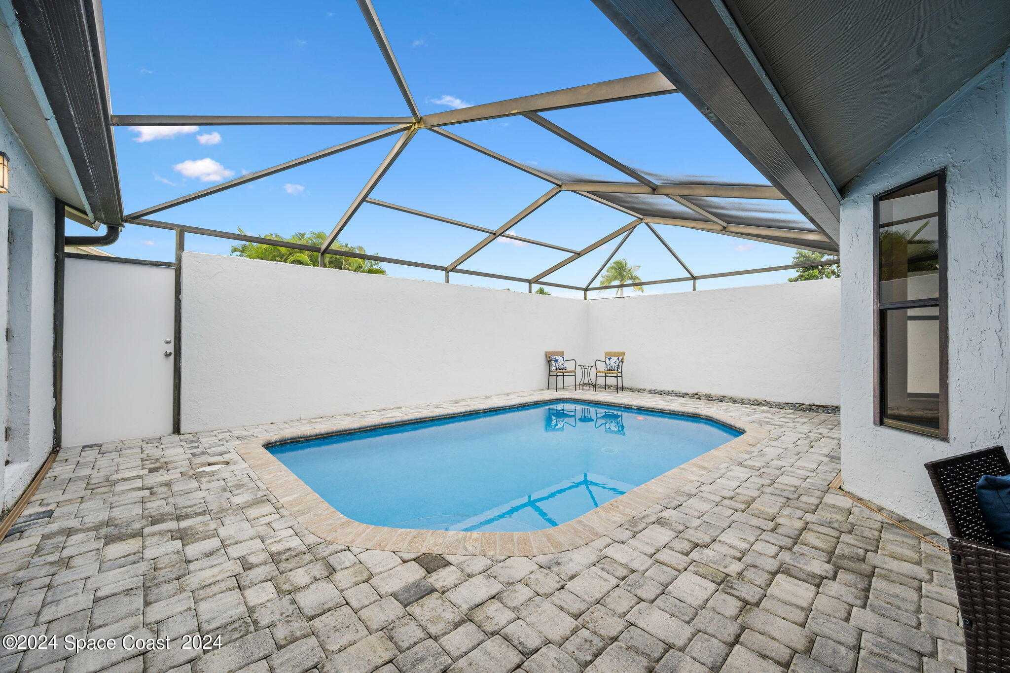 330 Pine Ridge Lane