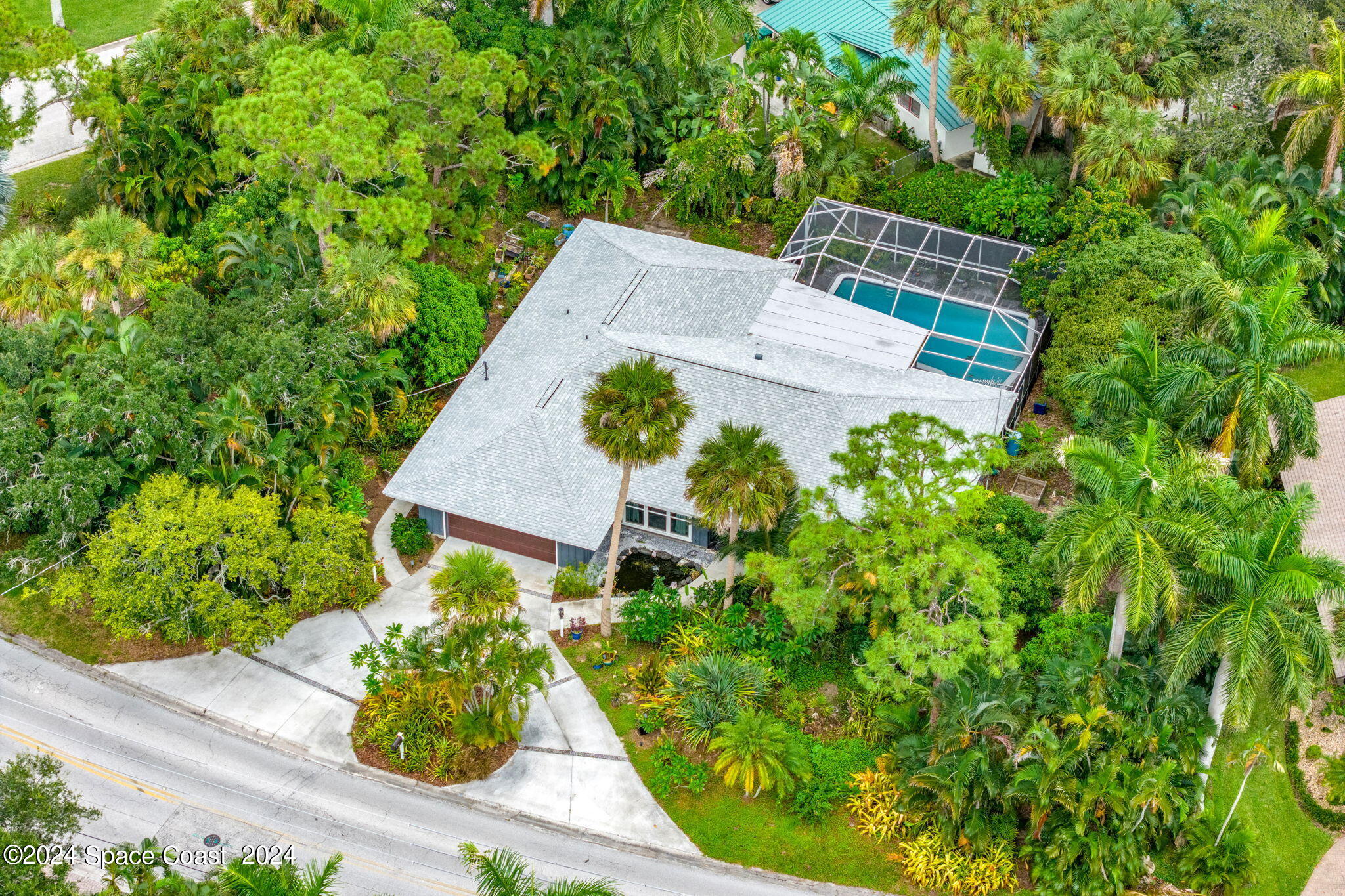 1401 S Riverside Drive