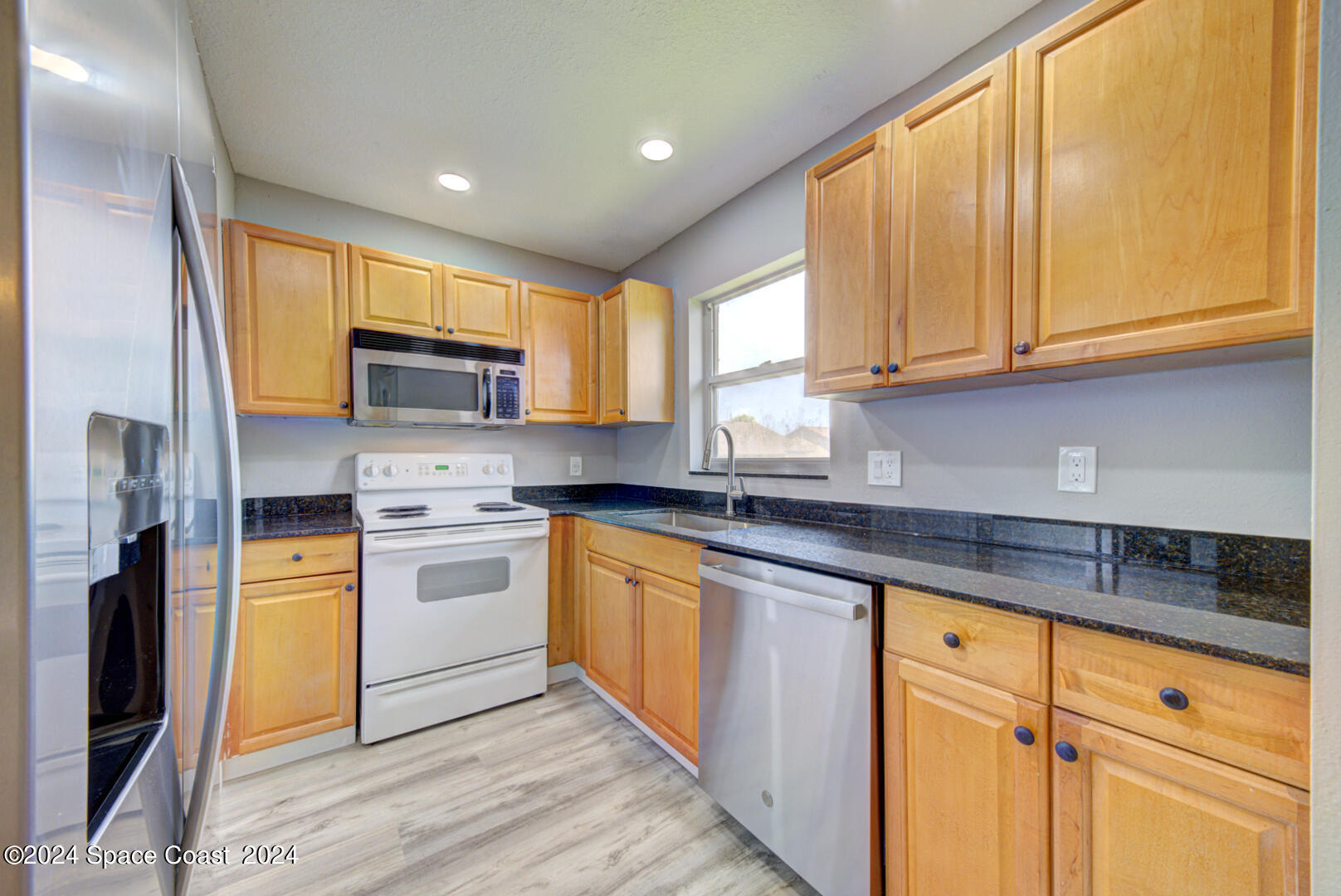 240 Spring Drive, 7