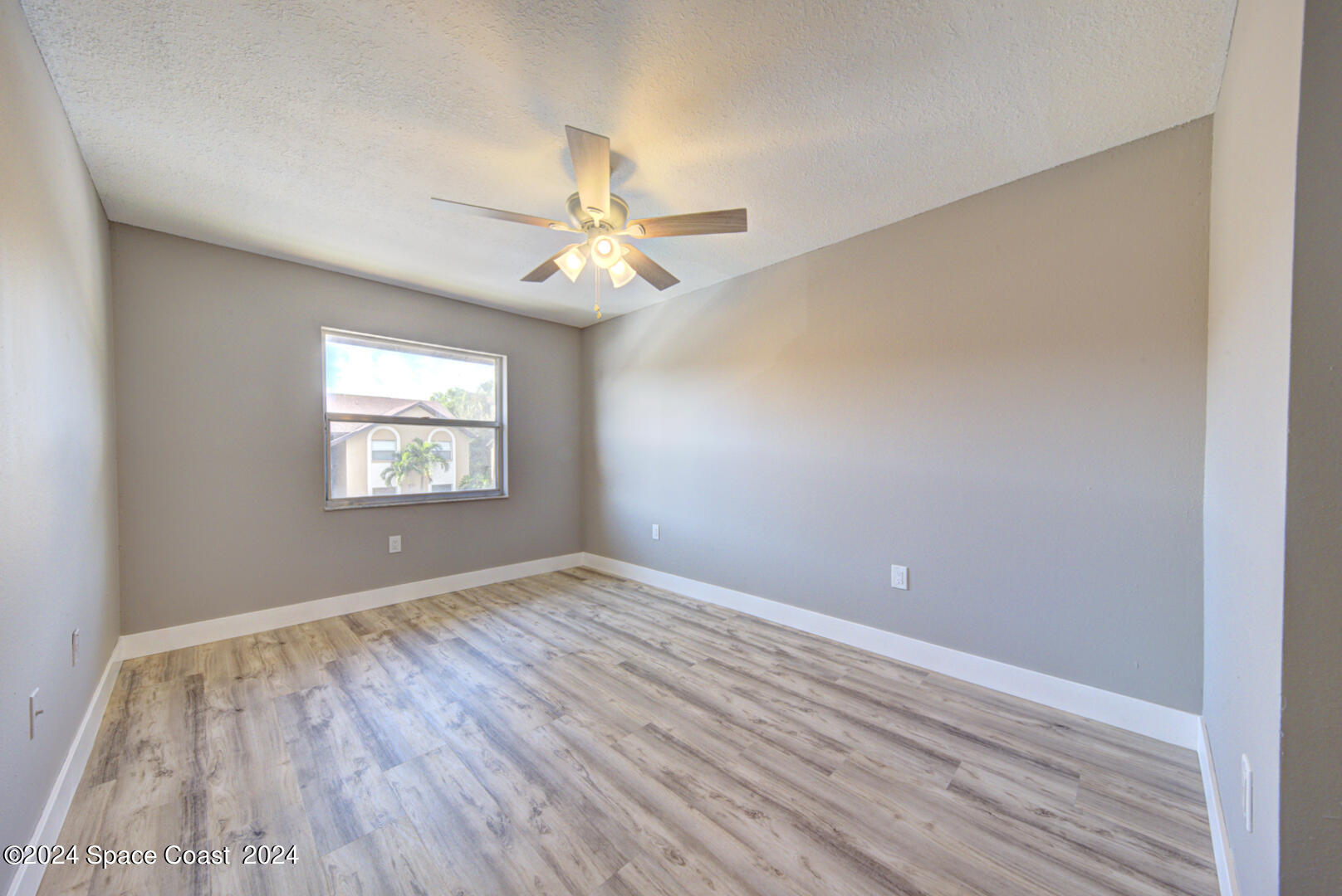 240 Spring Drive, 7