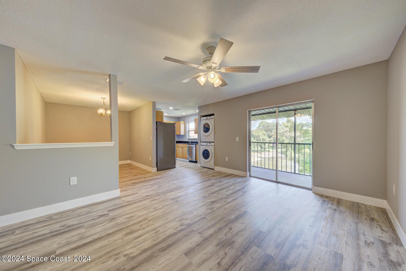 240 Spring Drive, 7