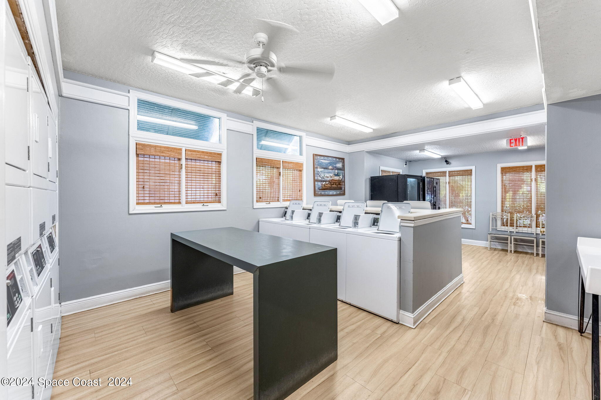 7667 N Wickham Road, 618