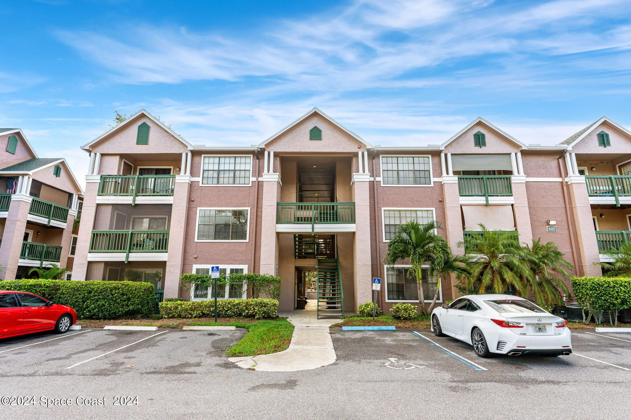 7667 N Wickham Road, 618