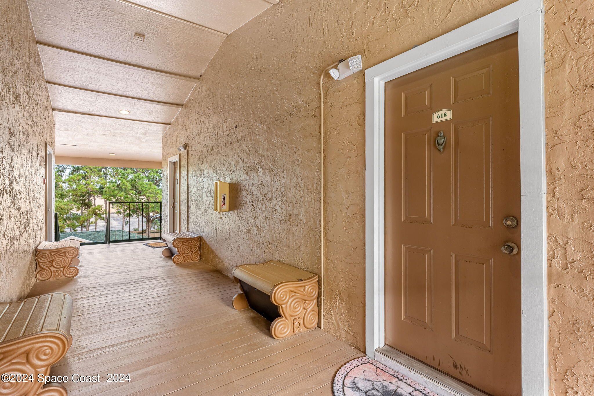 7667 N Wickham Road, 618