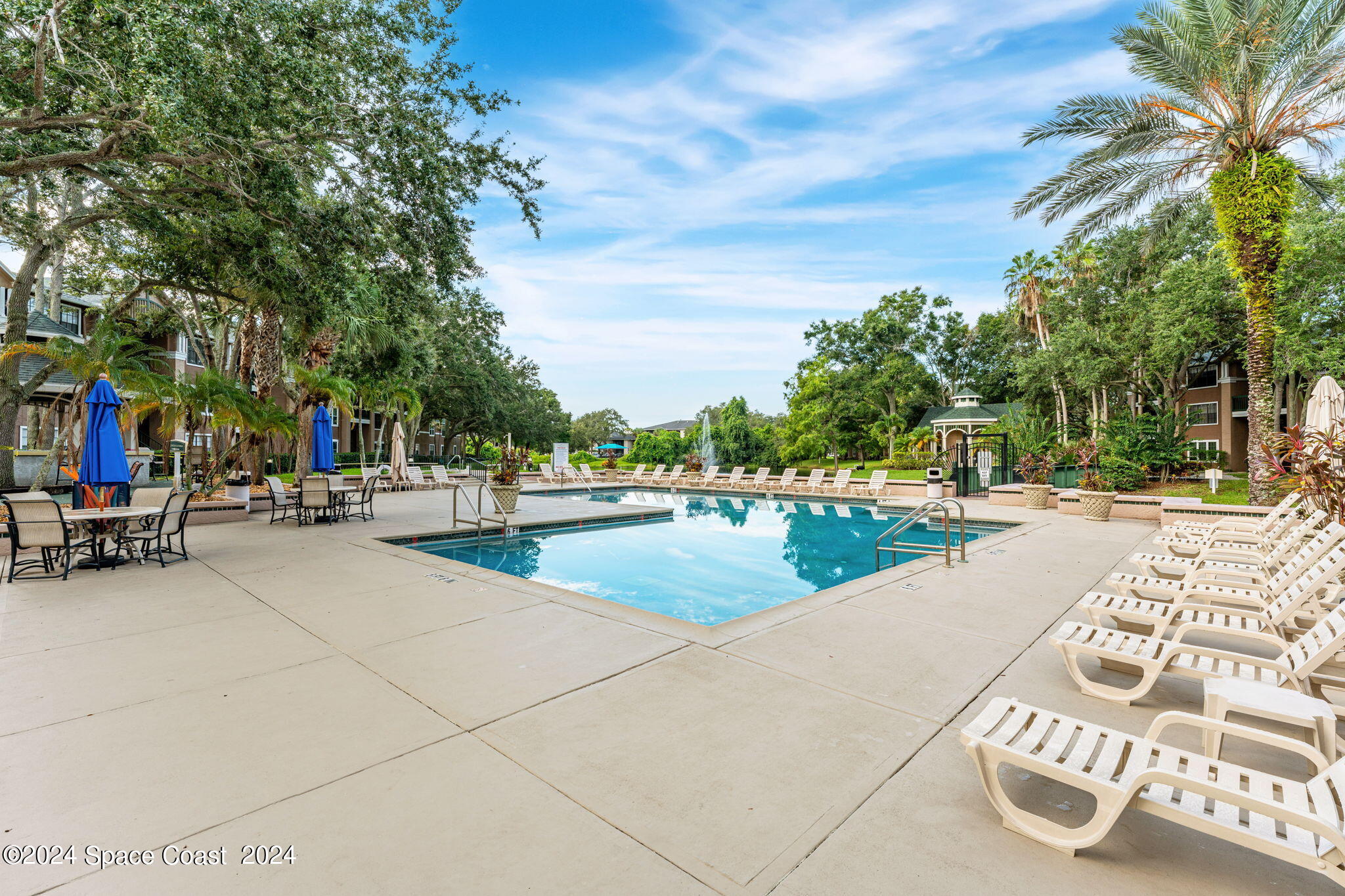 7667 N Wickham Road, 618