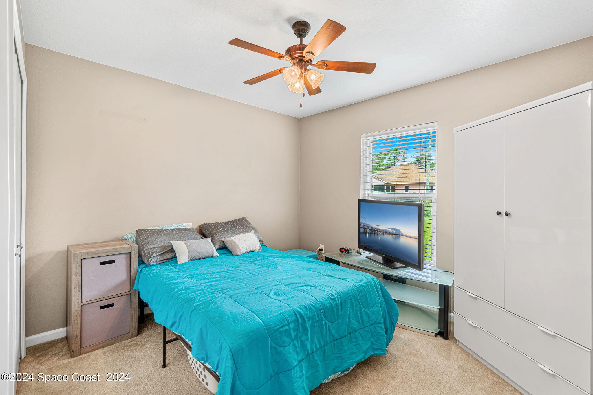 923 Turquoise Street SE