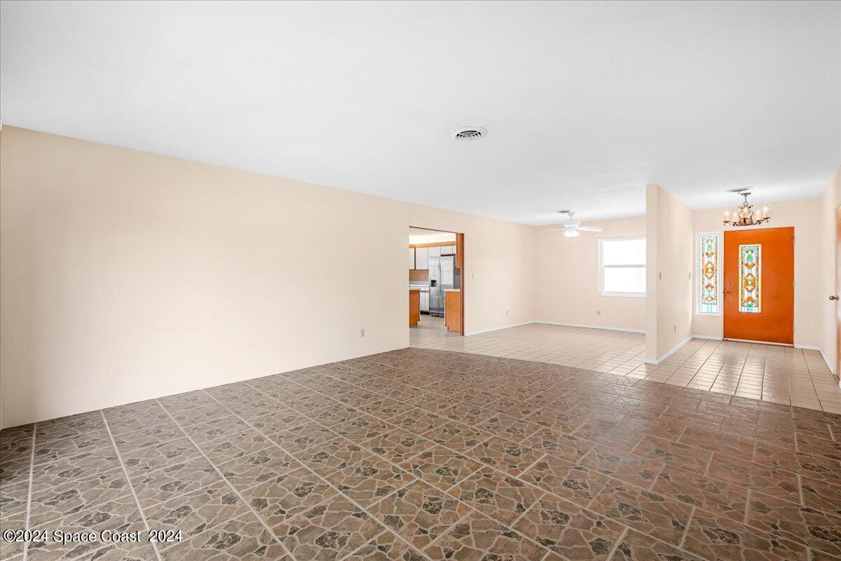 211 Deland Avenue