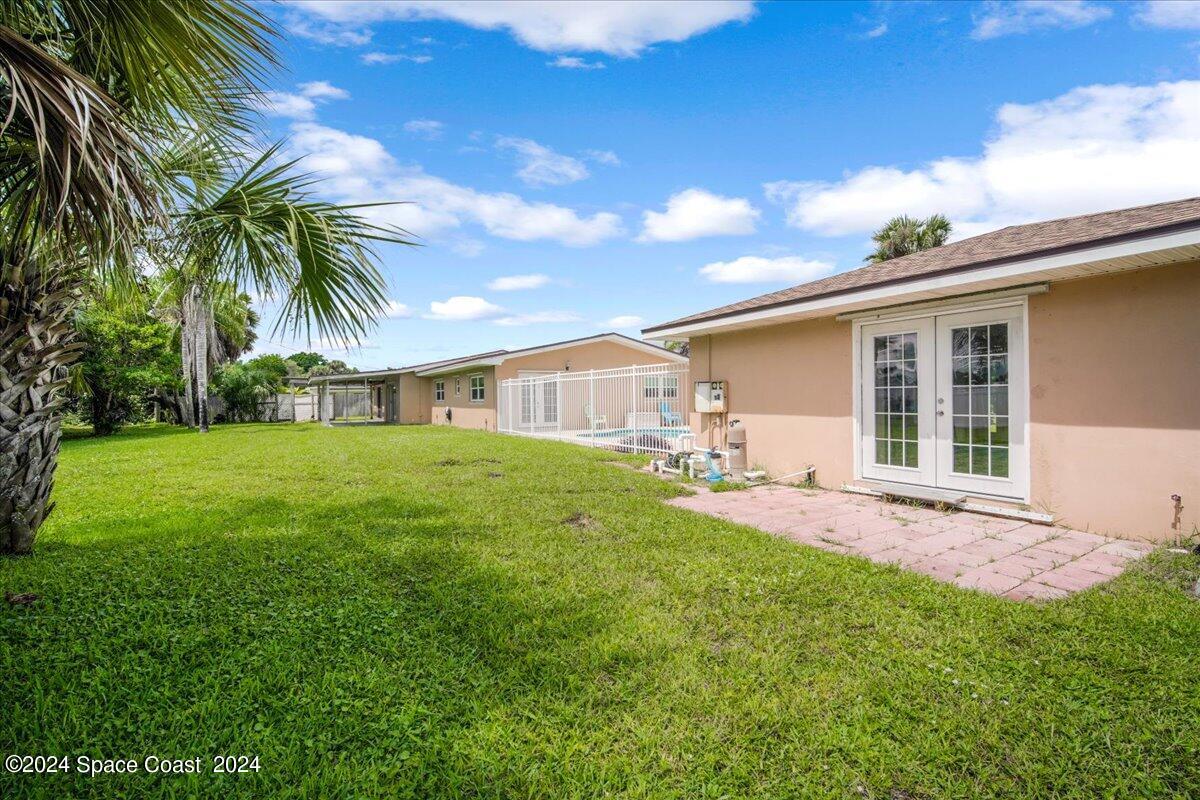 211 Deland Avenue