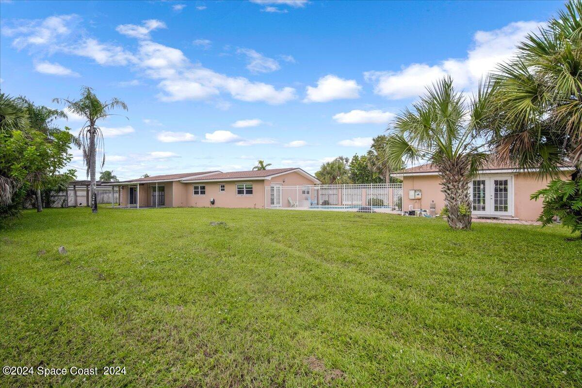 211 Deland Avenue