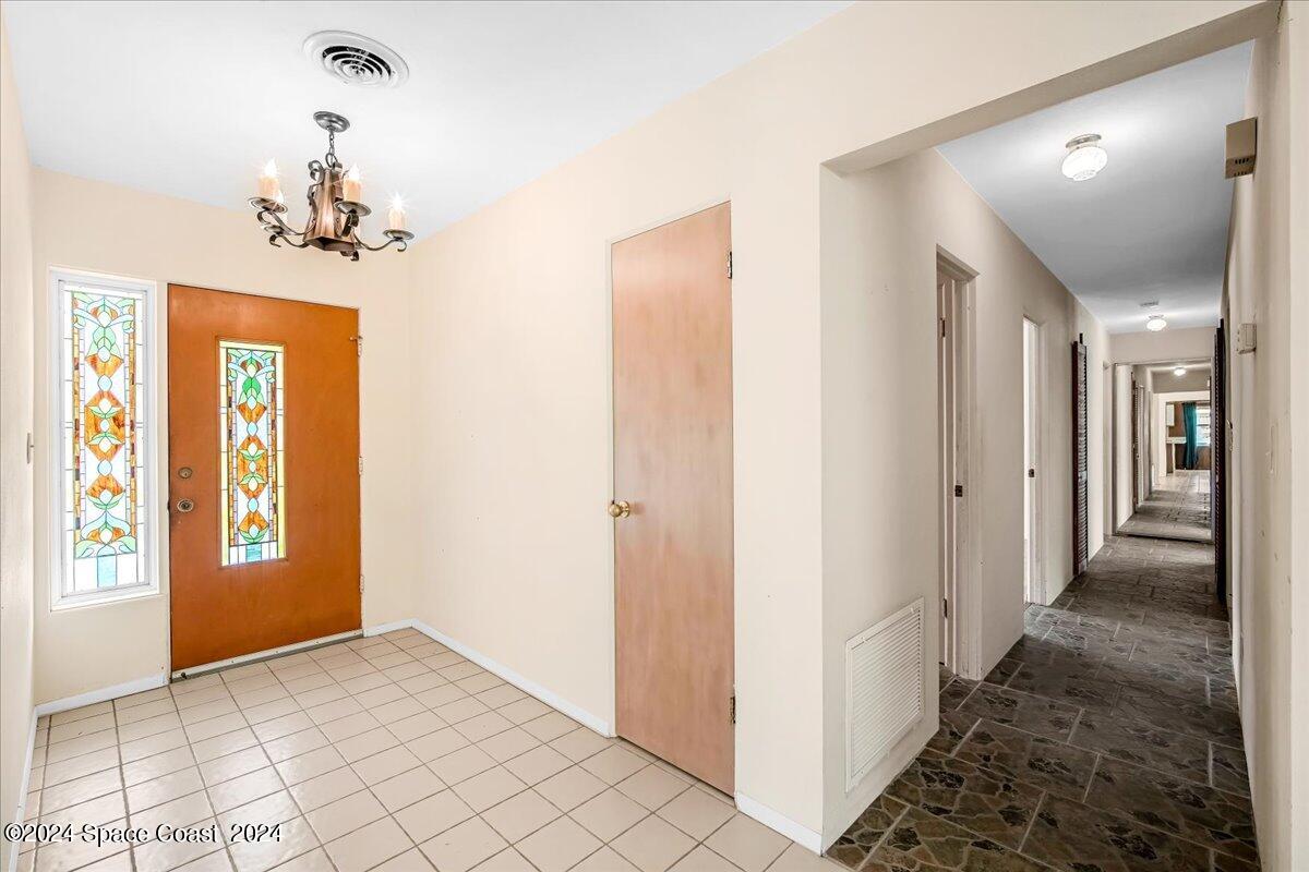 211 Deland Avenue
