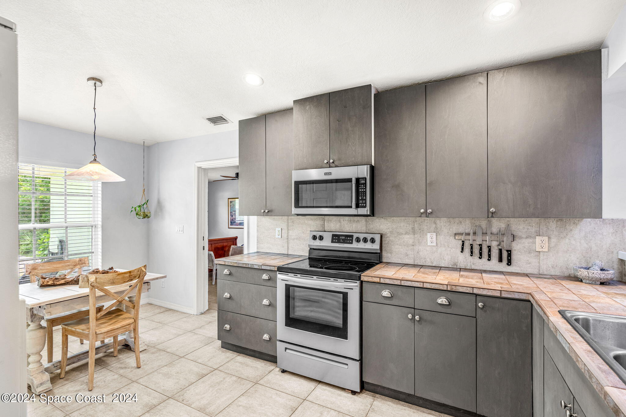 6812 S Highway A1A