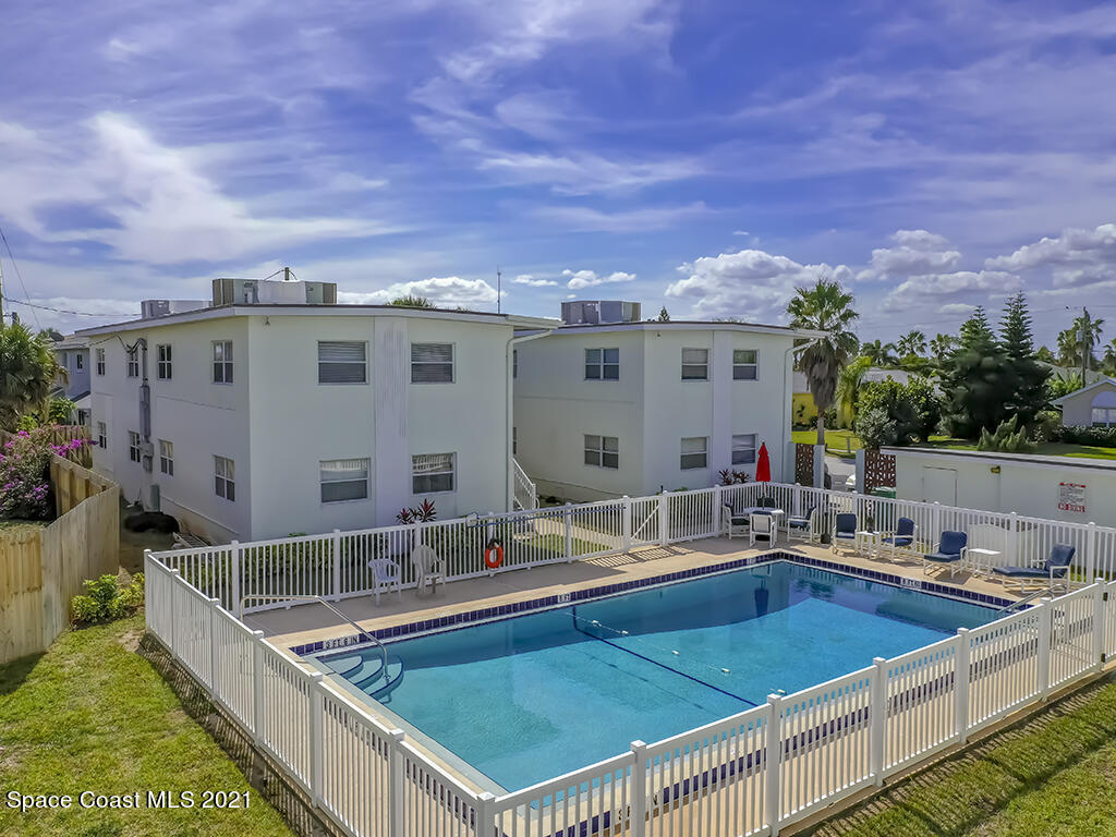 651 Palm Drive, B1