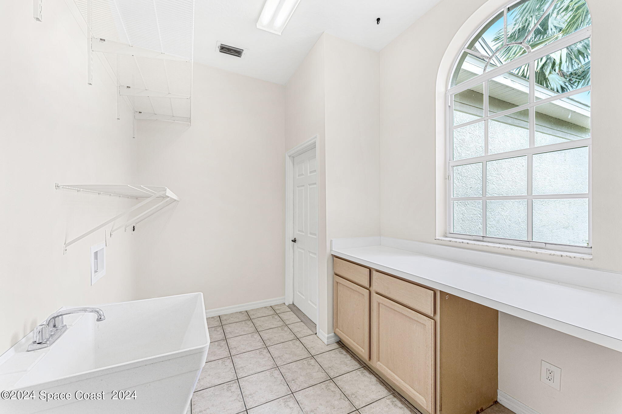 4140 Windover Way