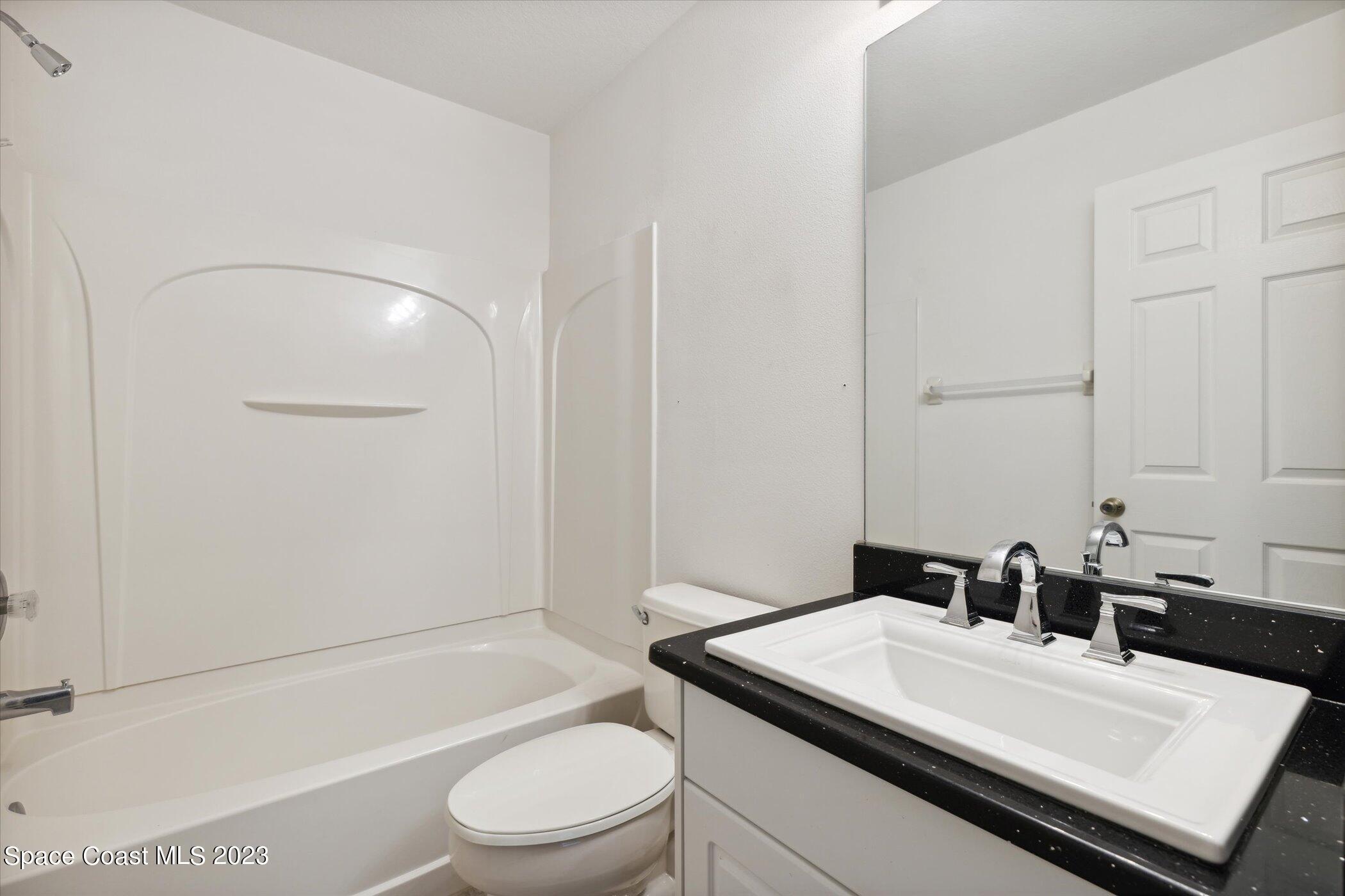 1030 Luminary Circle 106