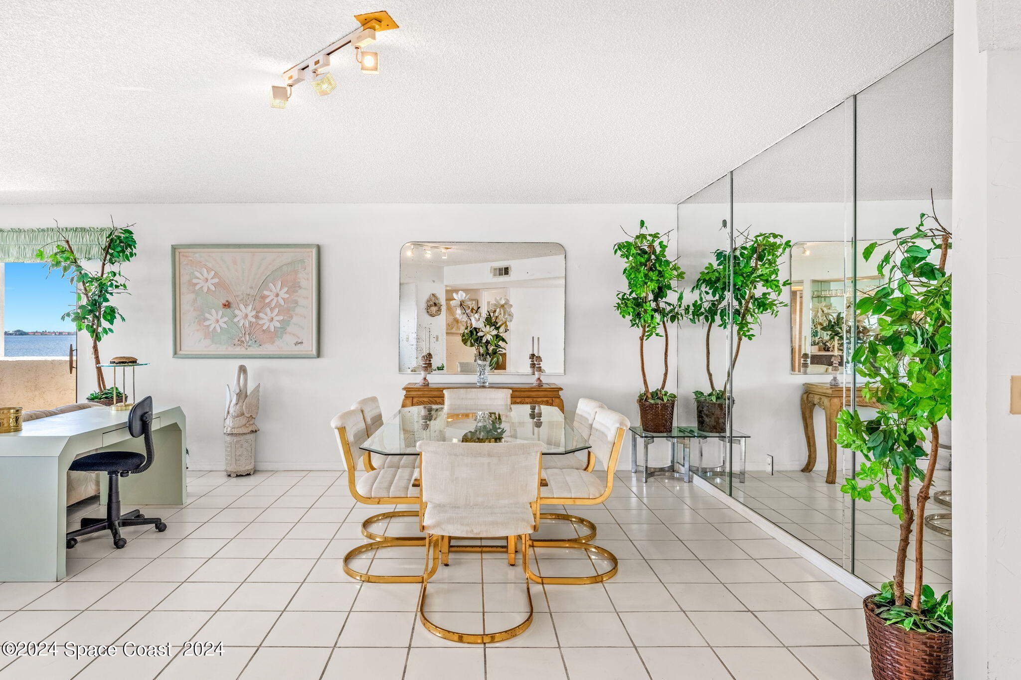 5055 Dixie Highway NE, B401