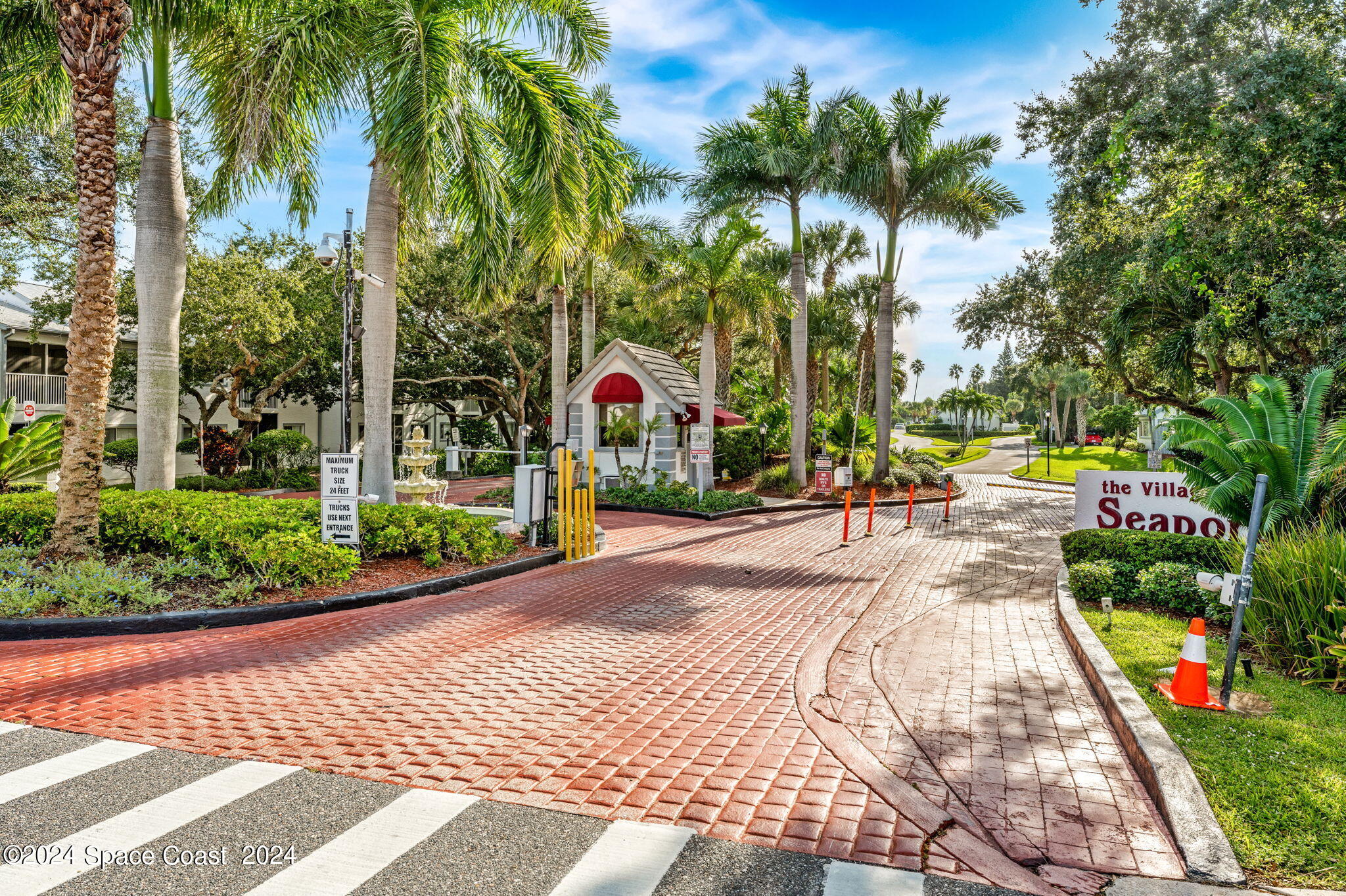 163 Seaport Boulevard, 30