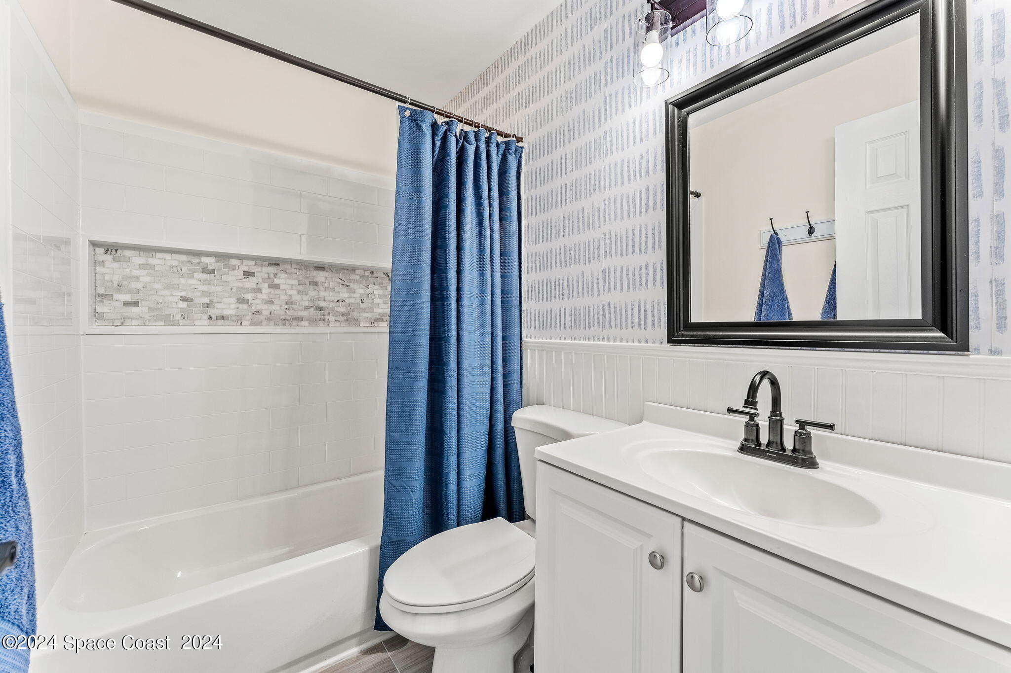 163 Seaport Boulevard, 30