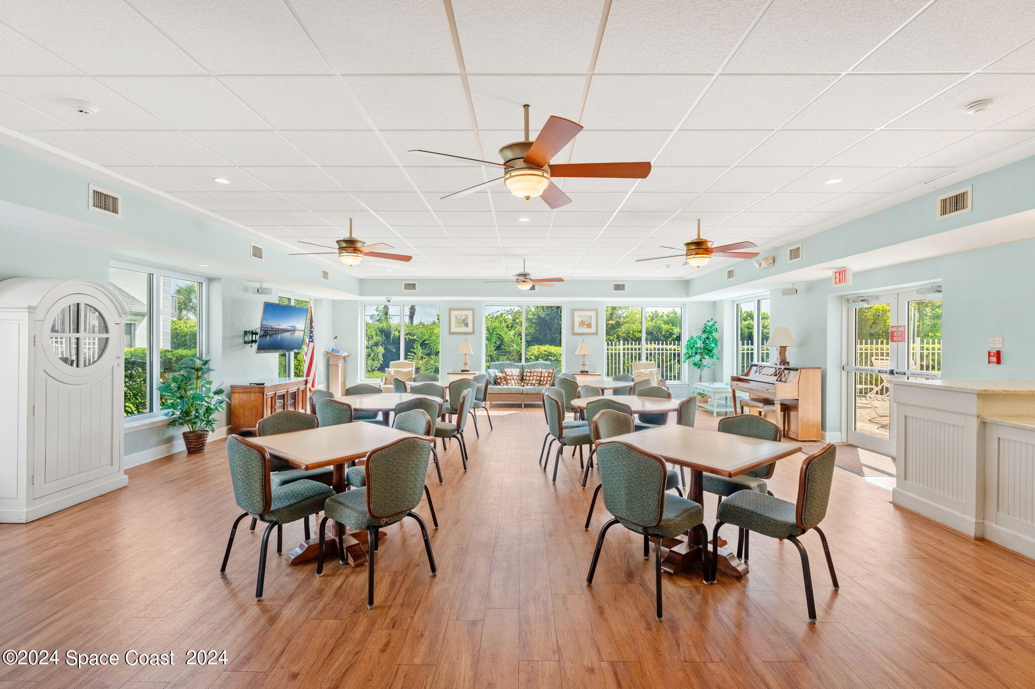 163 Seaport Boulevard, 30