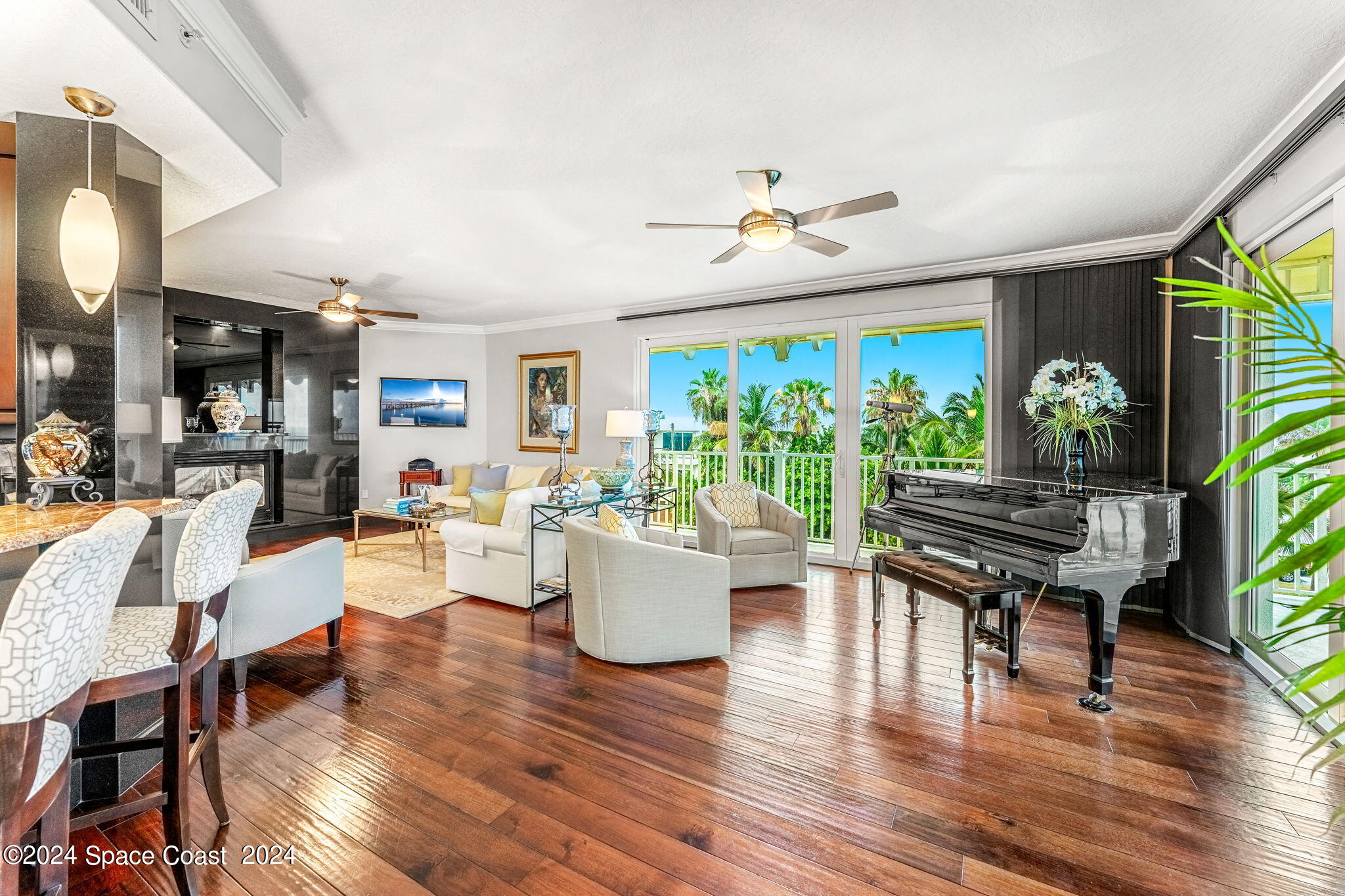 1 Eighth Avenue, 1402