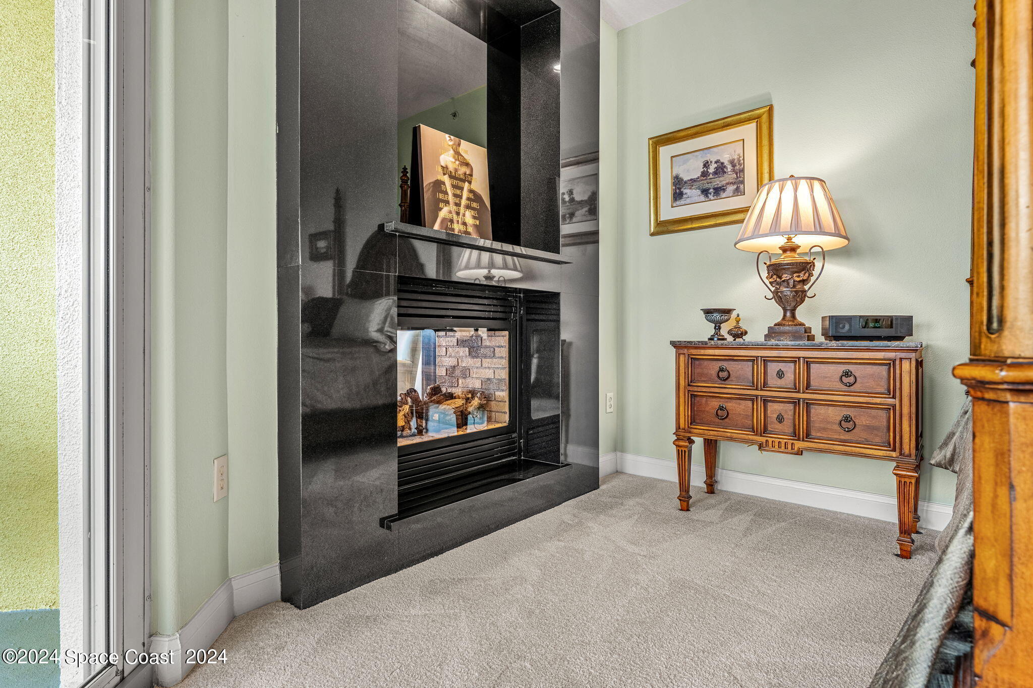 1 Eighth Avenue, 1402