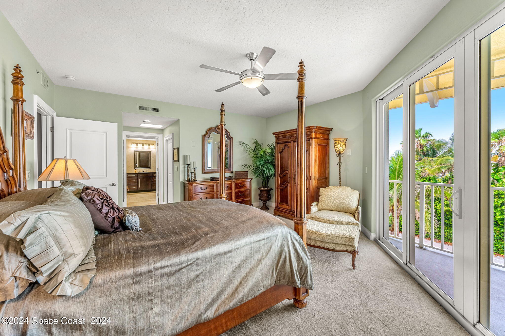 1 Eighth Avenue, 1402