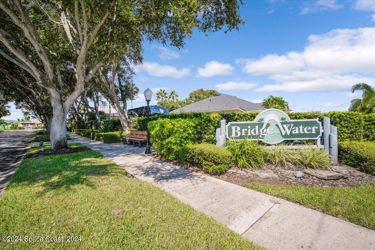 858 Woodbine Drive