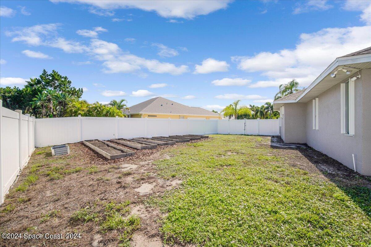 858 Woodbine Drive