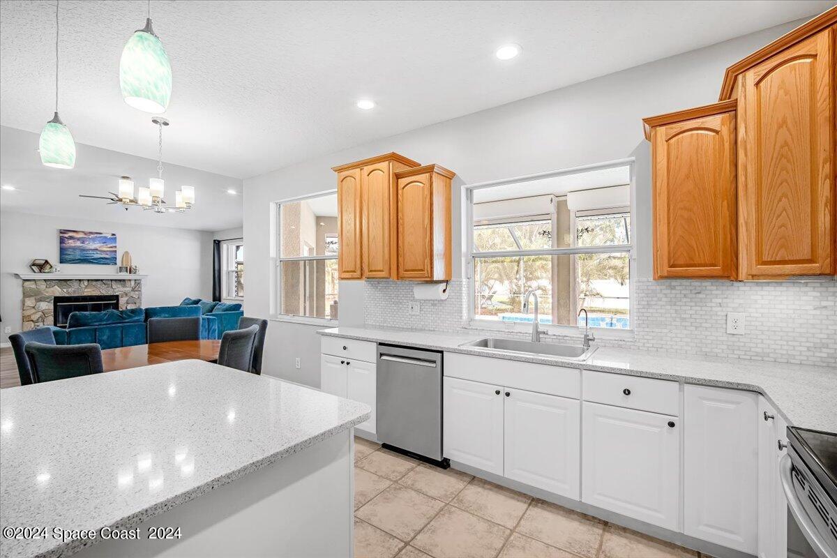 858 Woodbine Drive