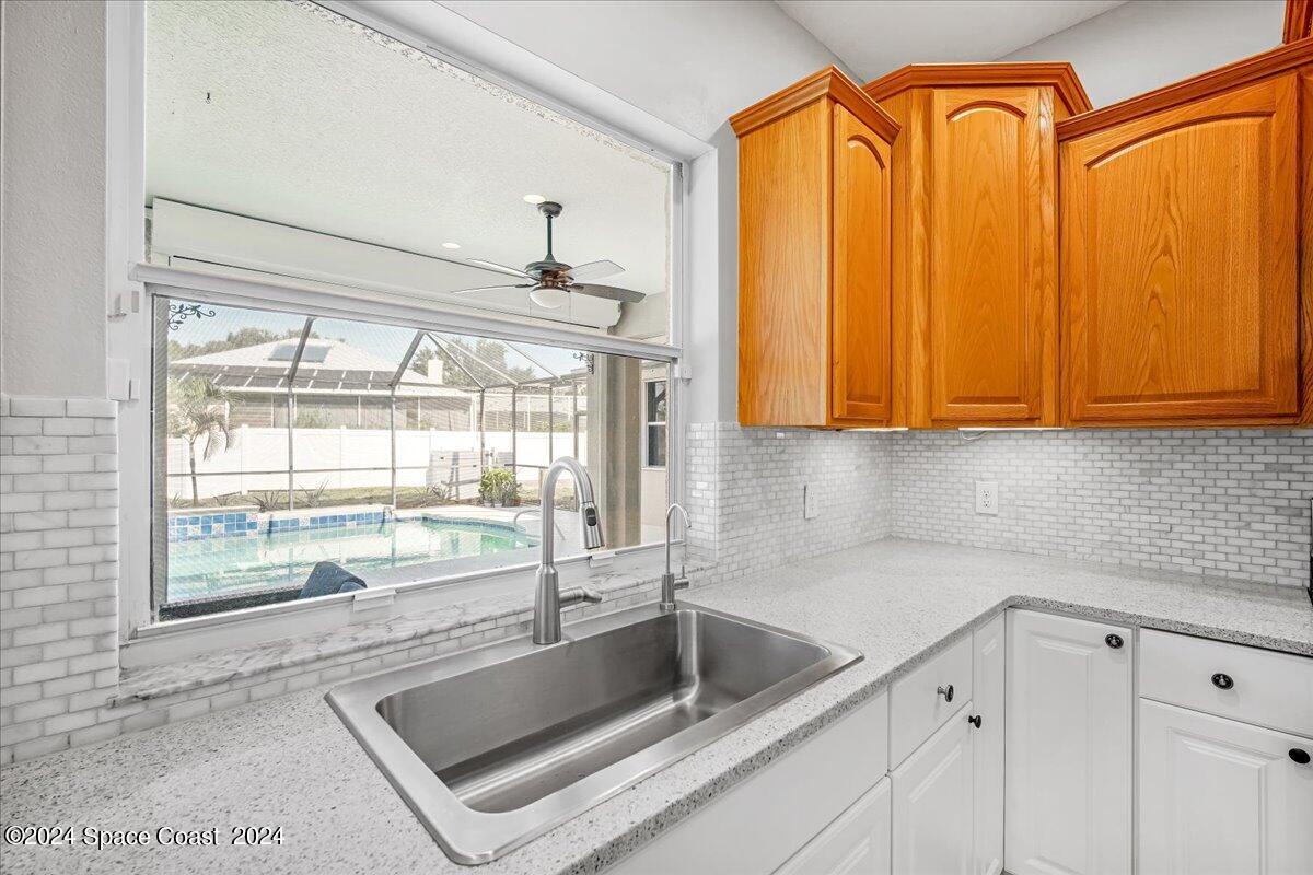 858 Woodbine Drive