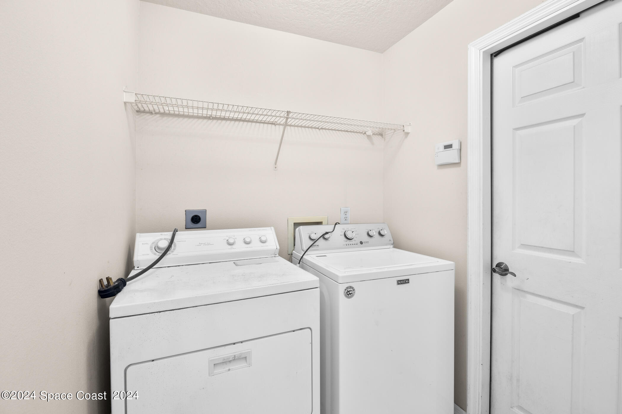 284 Dorado Avenue NE