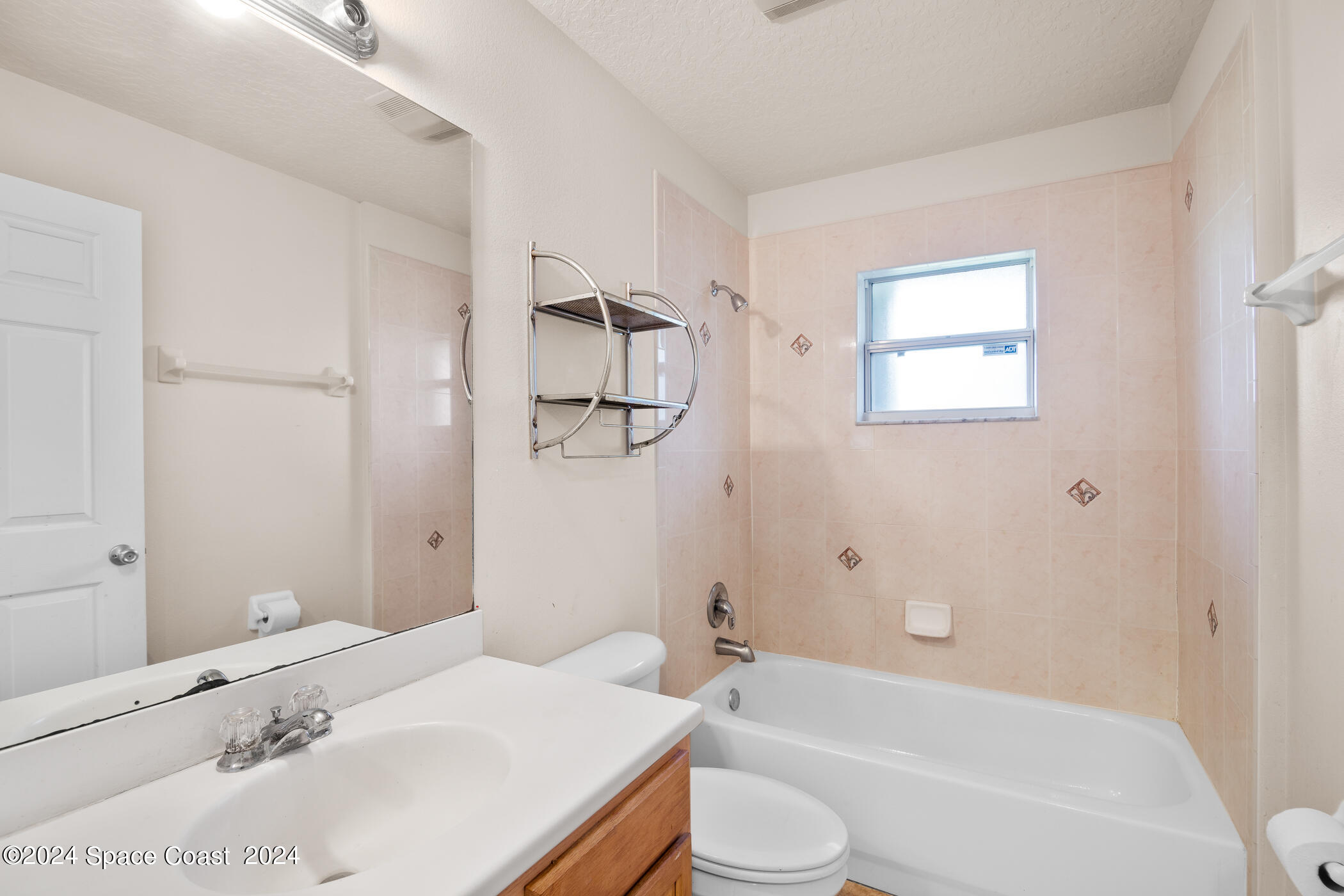 284 Dorado Avenue NE