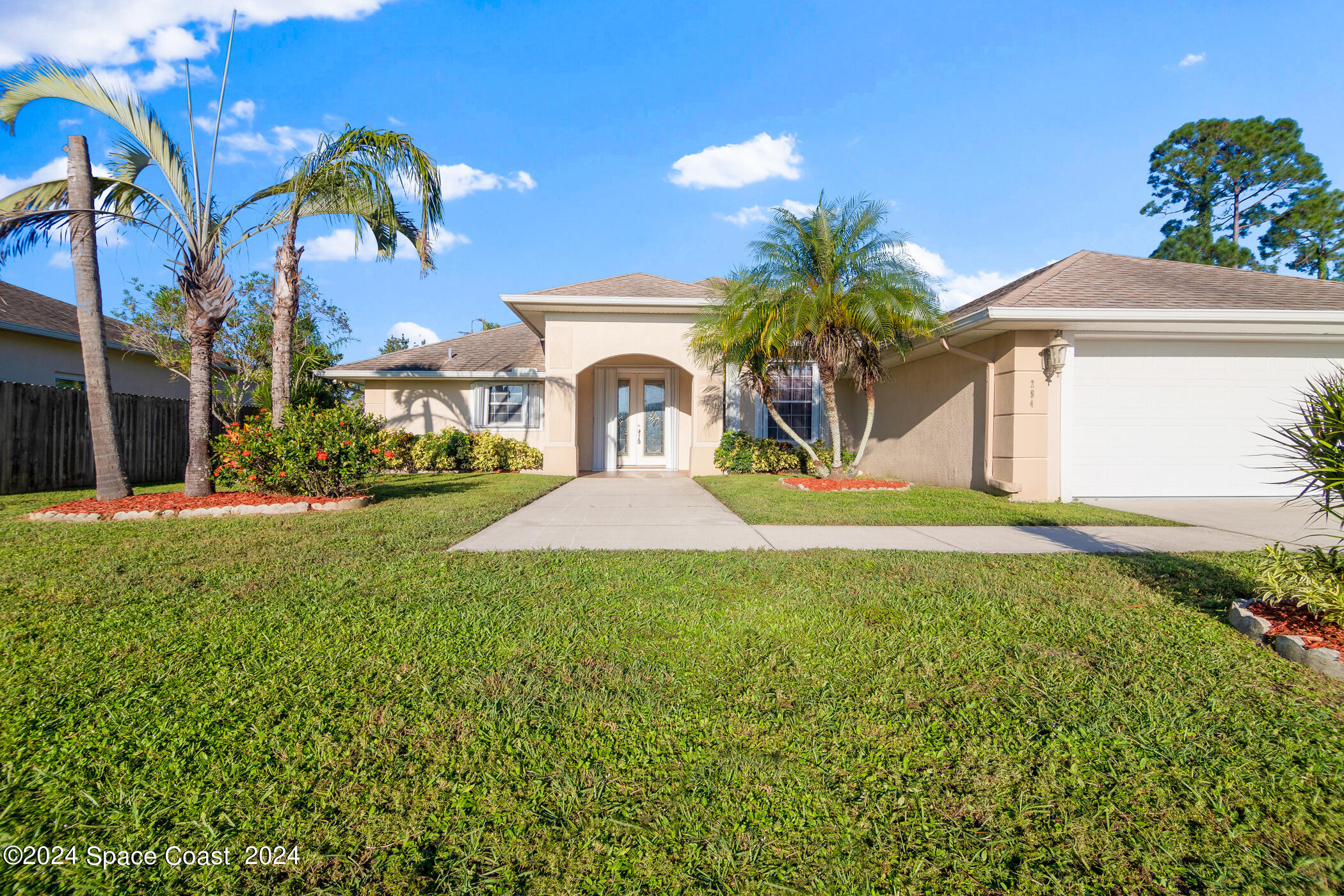 284 Dorado Avenue NE