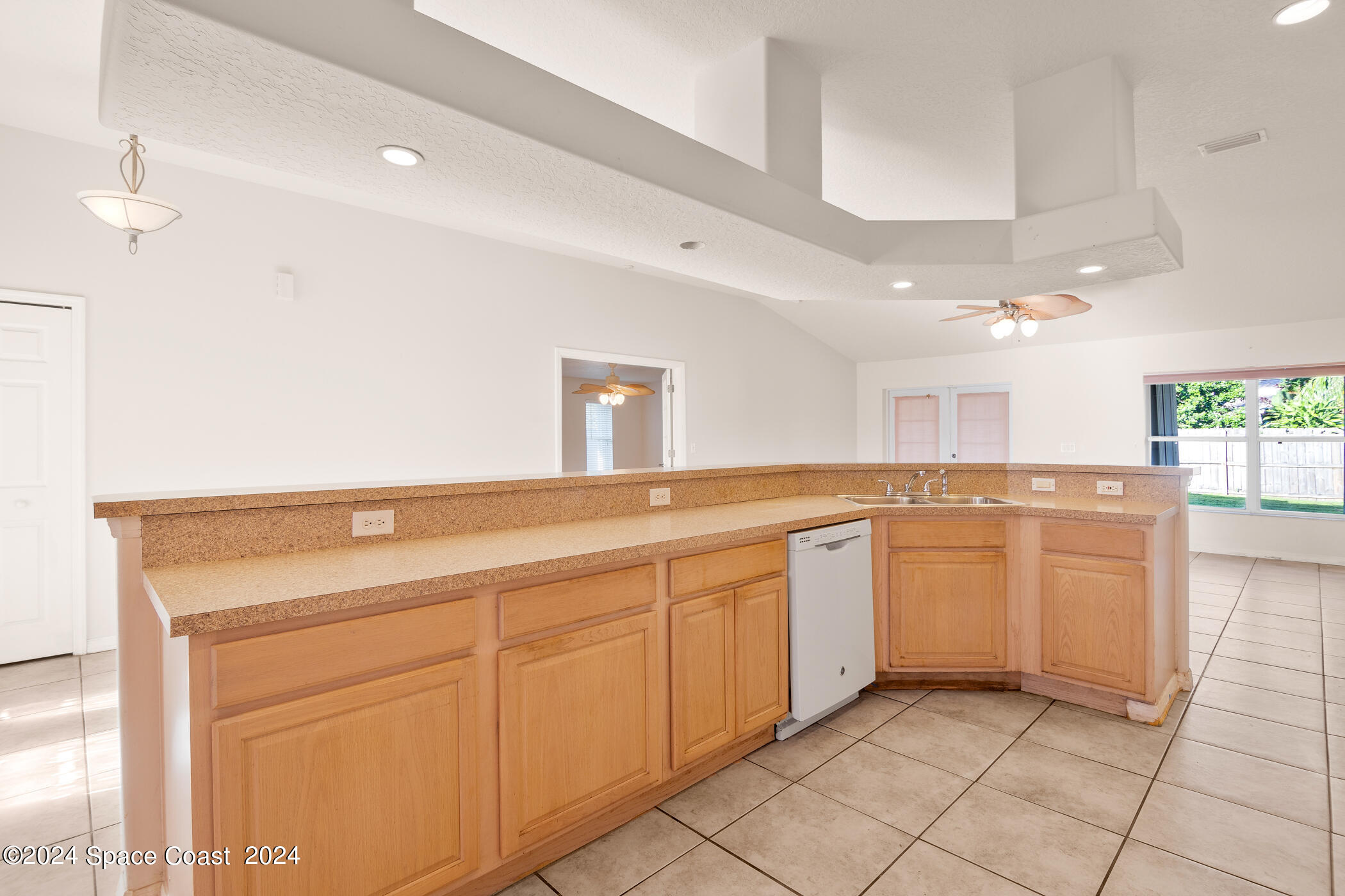 284 Dorado Avenue NE