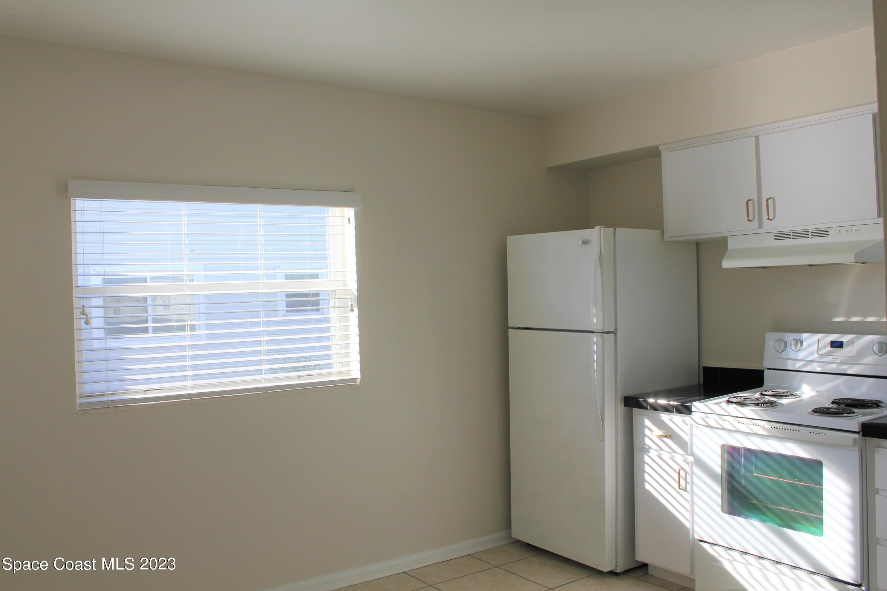 651 Palm Drive, D4