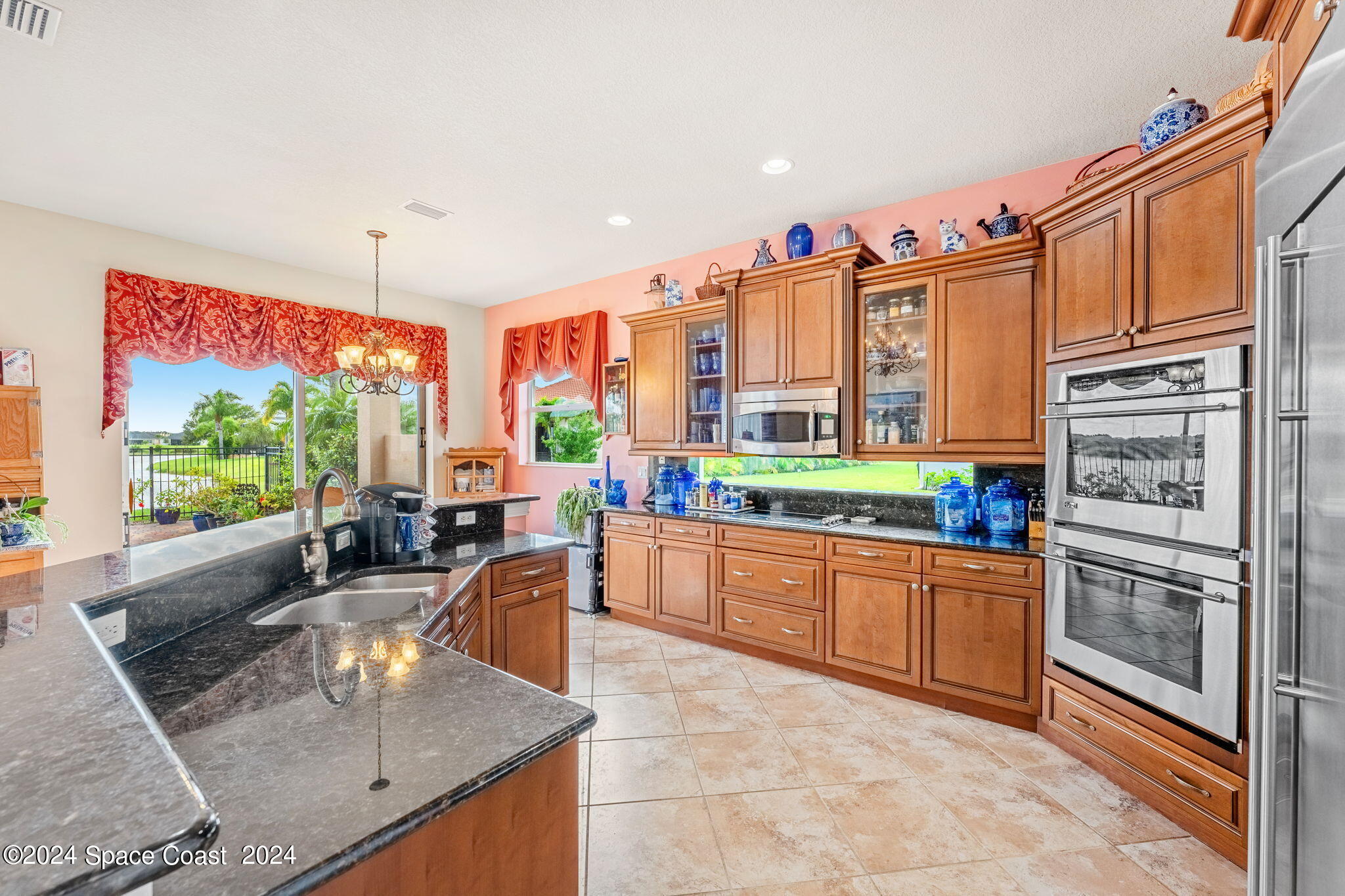 6476 Arroyo Drive