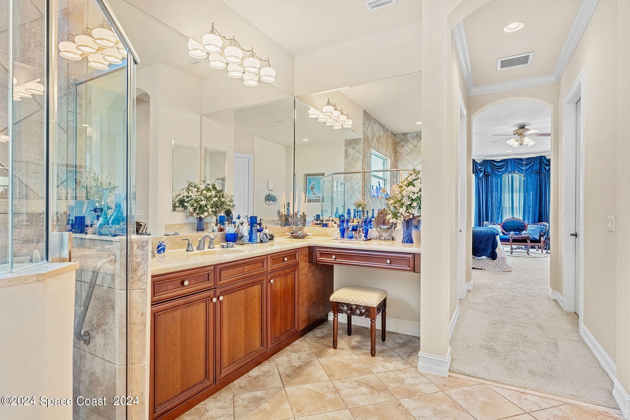 6476 Arroyo Drive