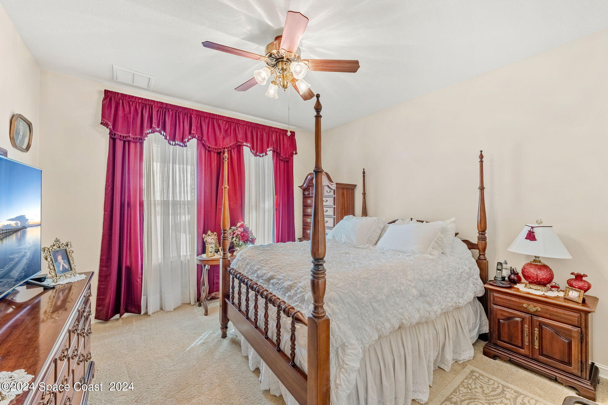6476 Arroyo Drive