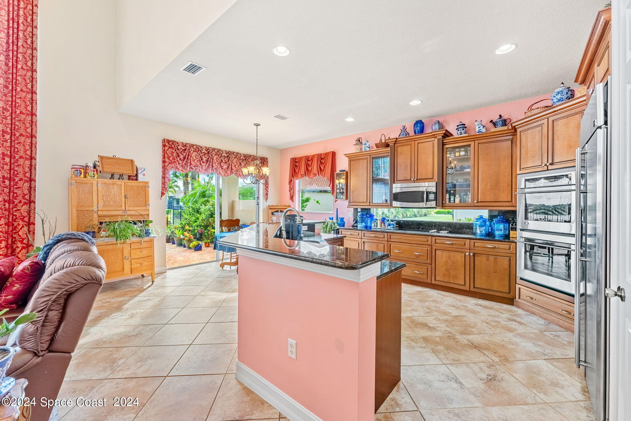 6476 Arroyo Drive