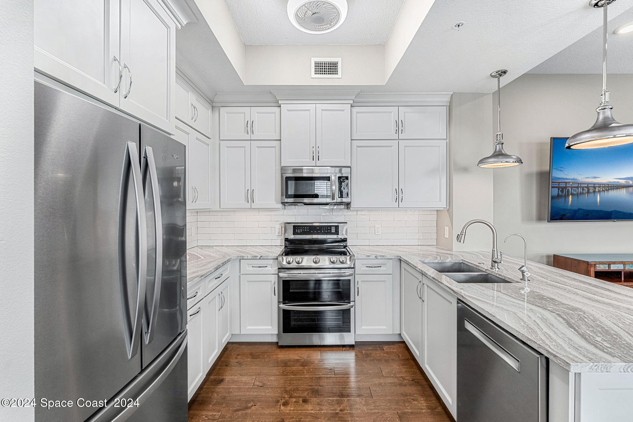 1725 N Highway A1a, 303