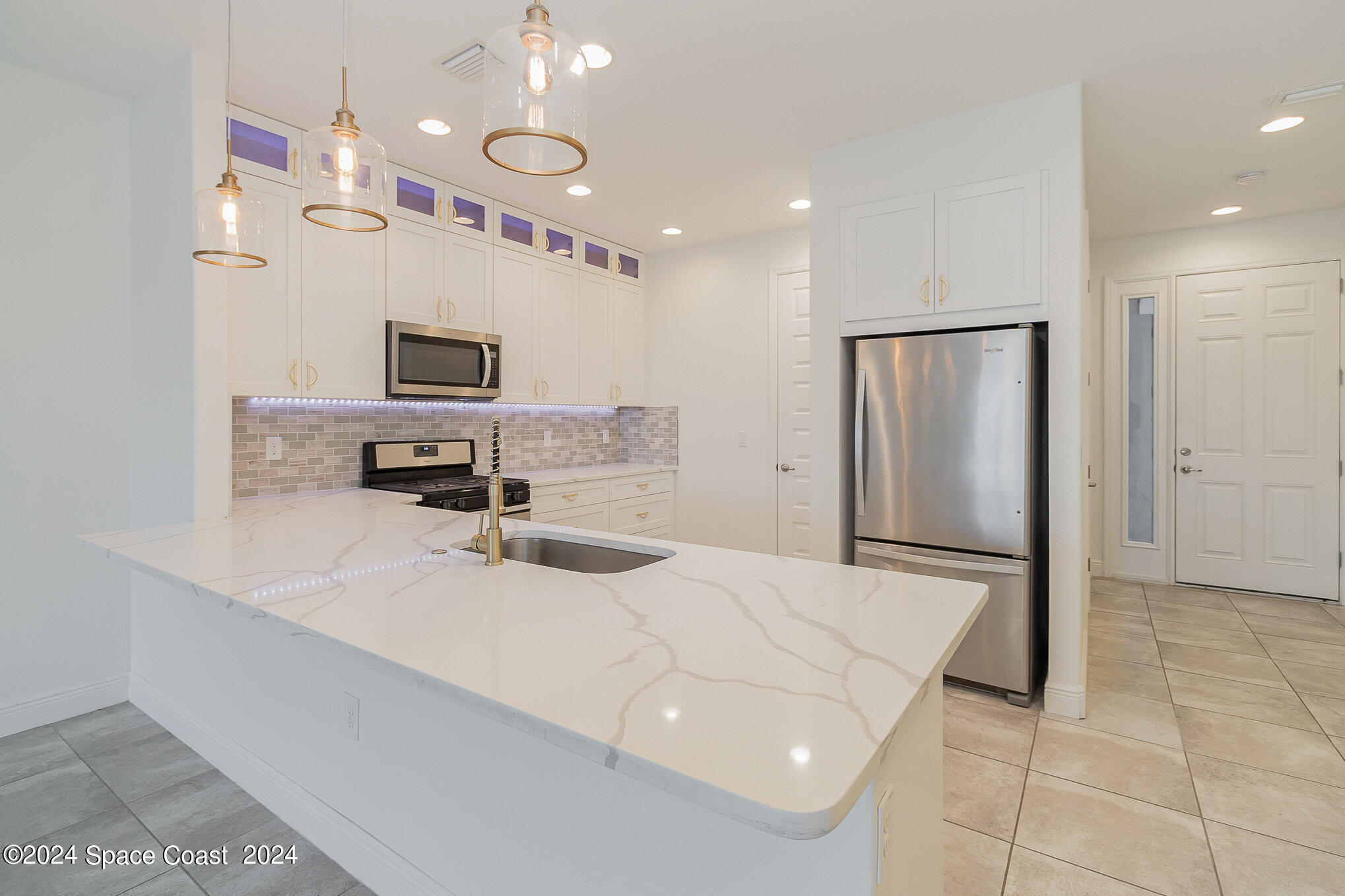 7514 Loren Cove Drive