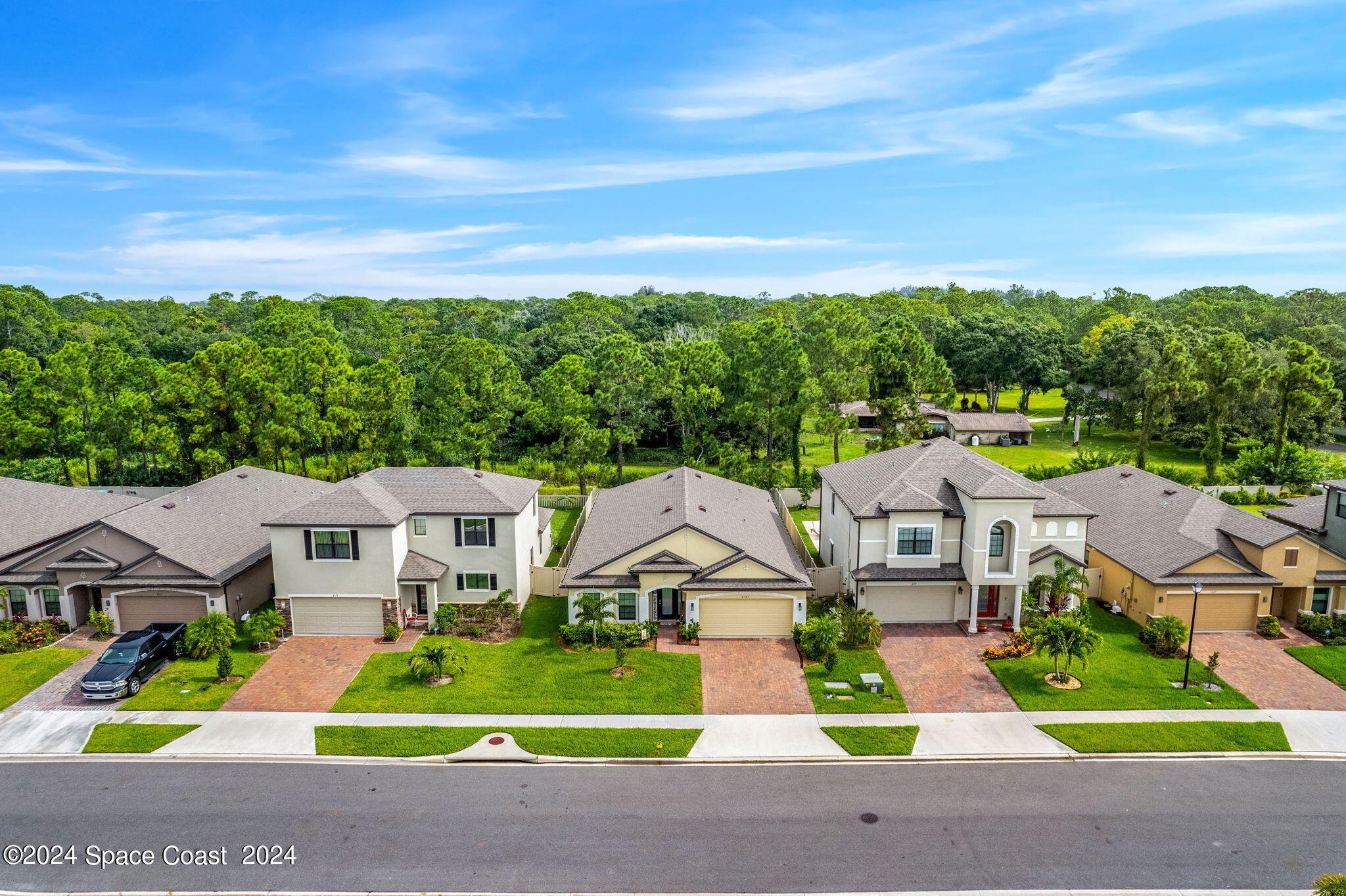 4387 Broomsedge Circle