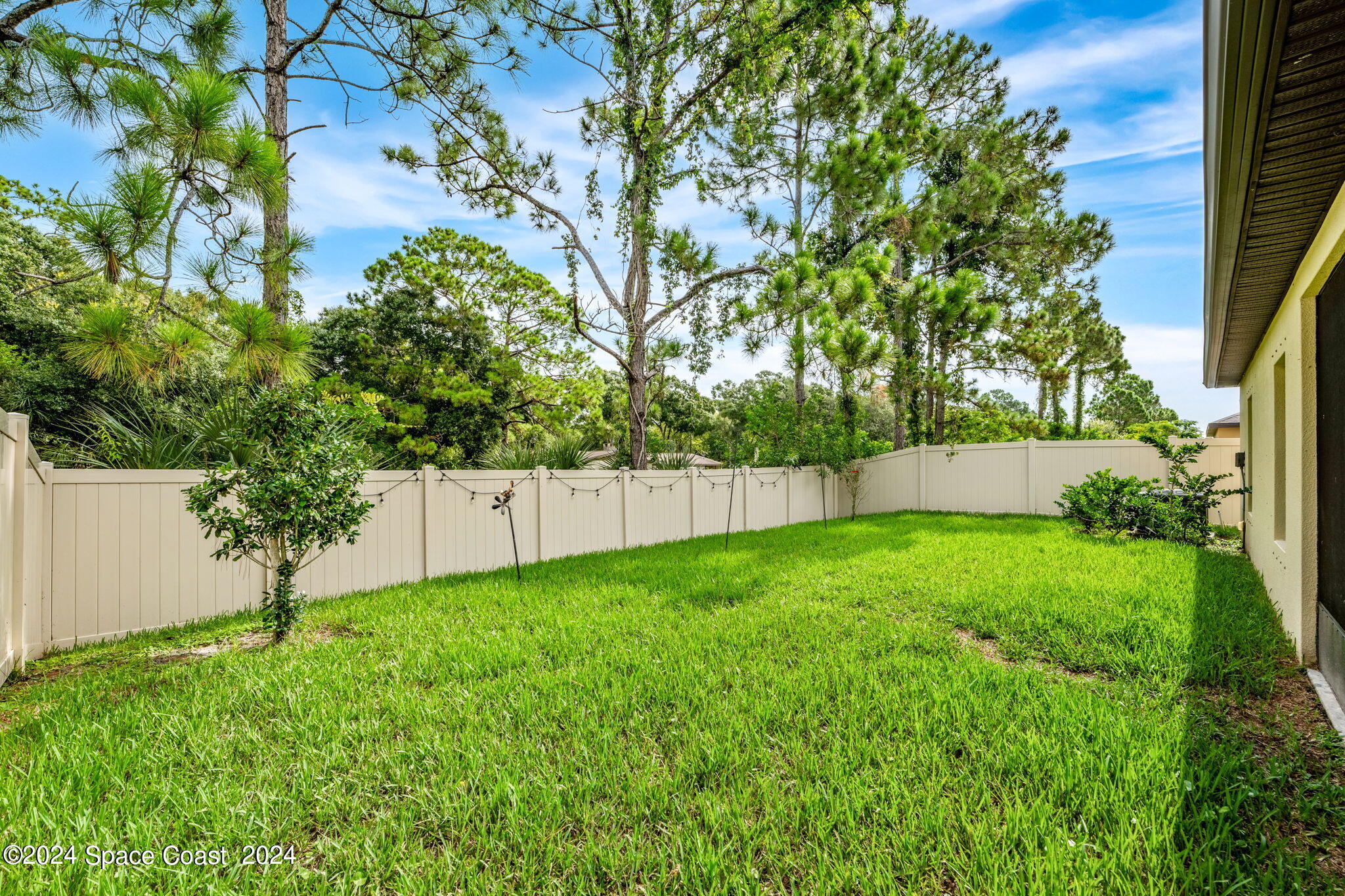 4387 Broomsedge Circle