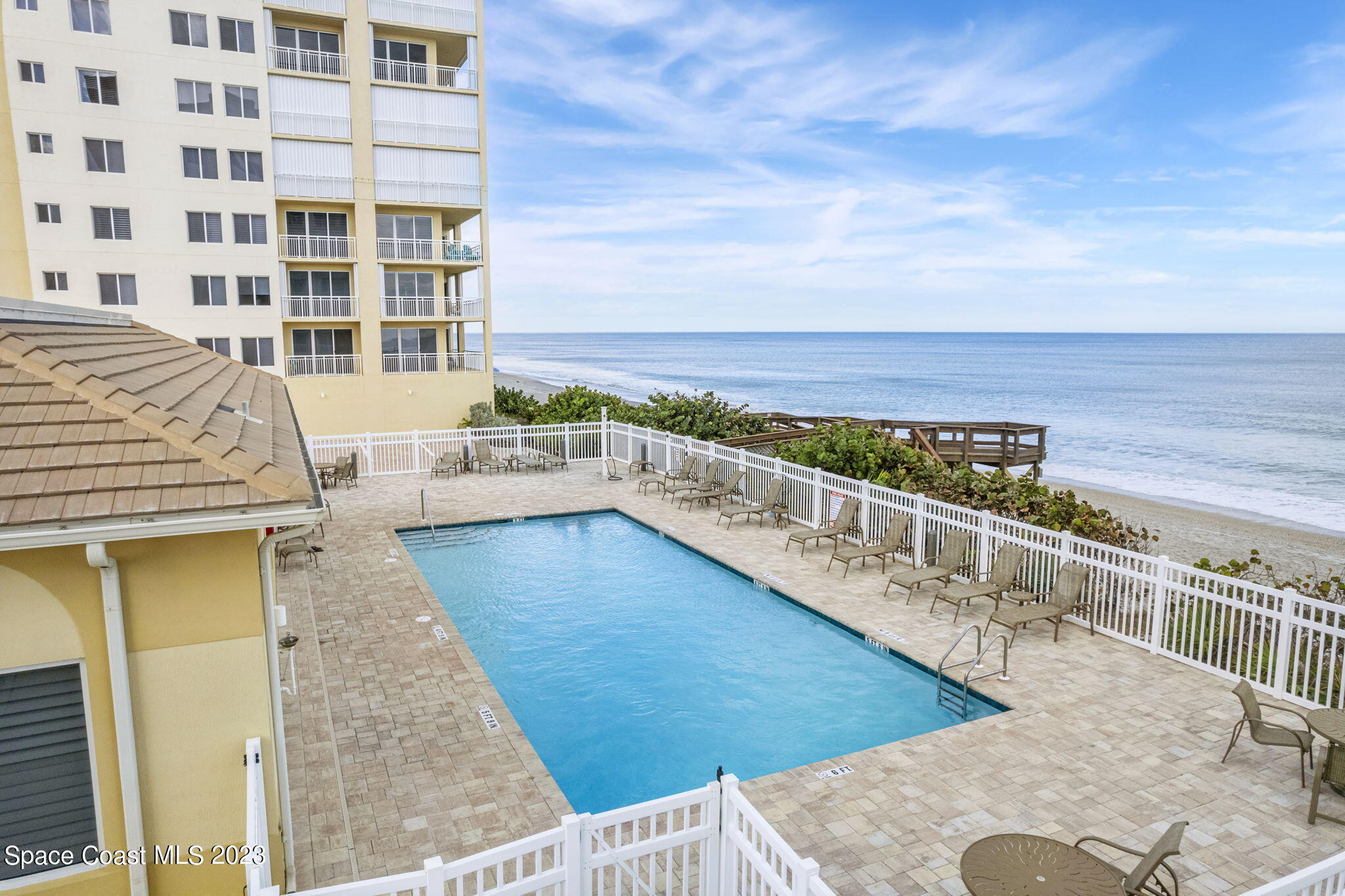 1045 Highway A1a, 703
