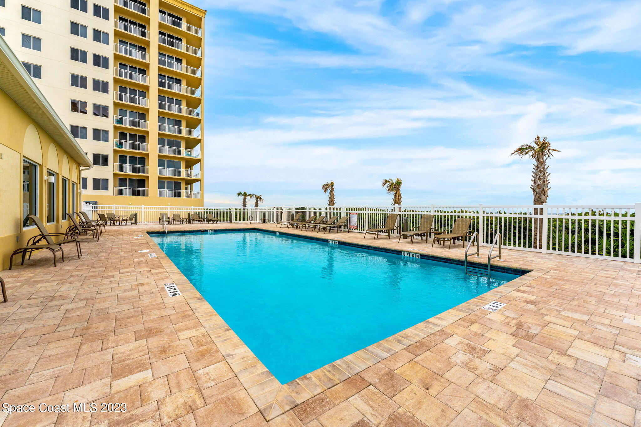 1045 Highway A1a, 703