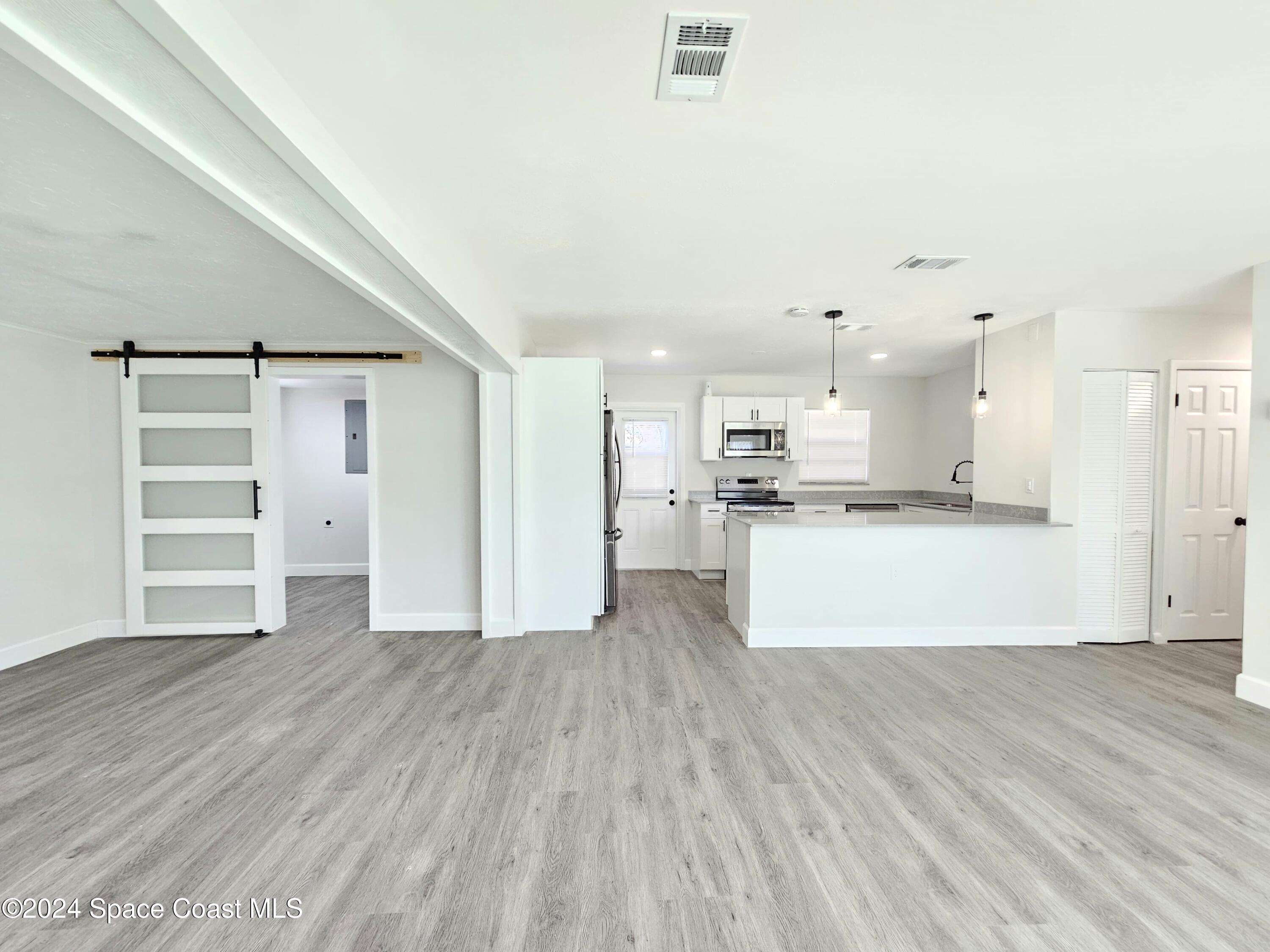 4515 Gray Avenue