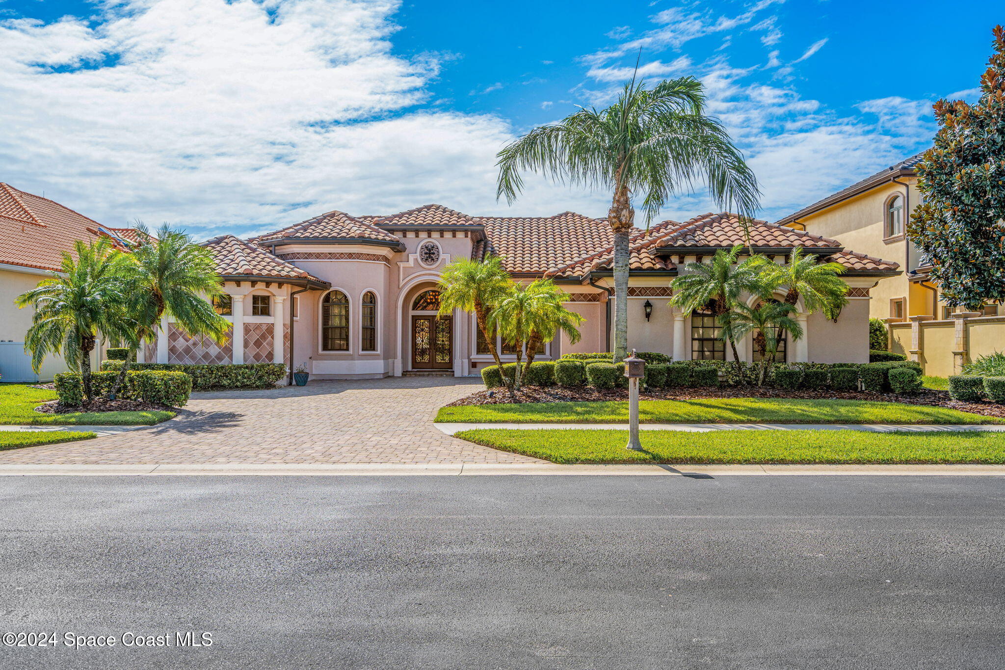 6084 Anello Drive