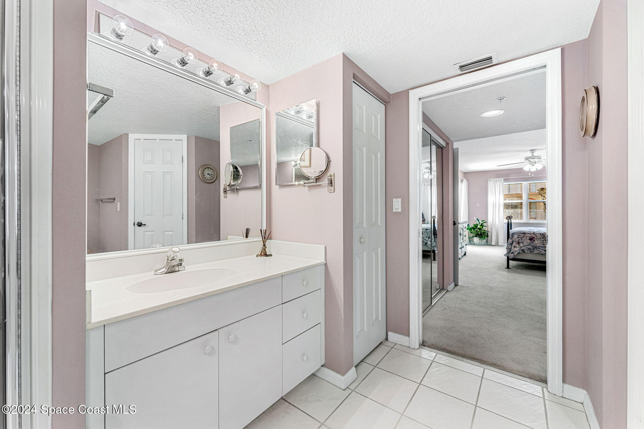 603 Shorewood Drive, 205